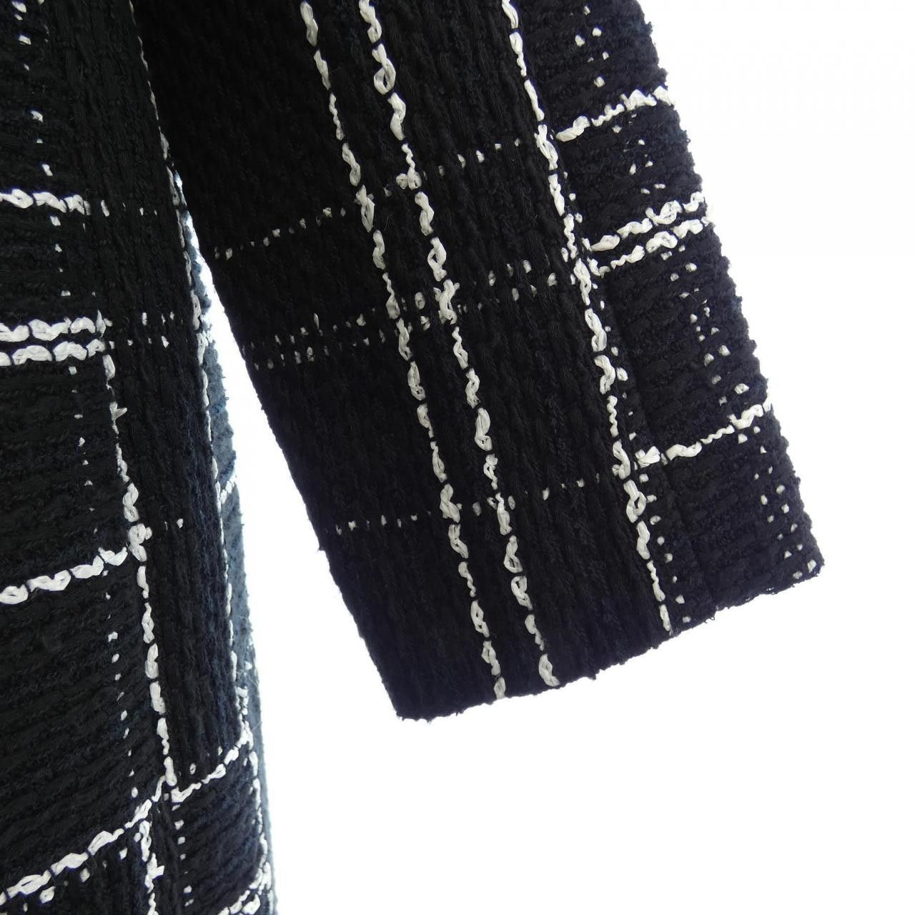 Chanel Chanel Chanel P75160V66696 23A Coat Others Outerwear P75160V66696 23A DUTY FREE for USA Size ONE SIZE - 7 Thumbnail