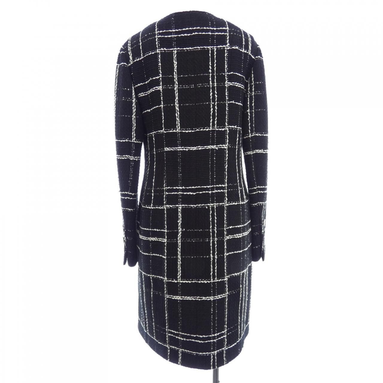 Chanel Chanel Chanel P75160V66696 23A Coat Others Outerwear P75160V66696 23A DUTY FREE for USA Size ONE SIZE - 2 Thumbnail