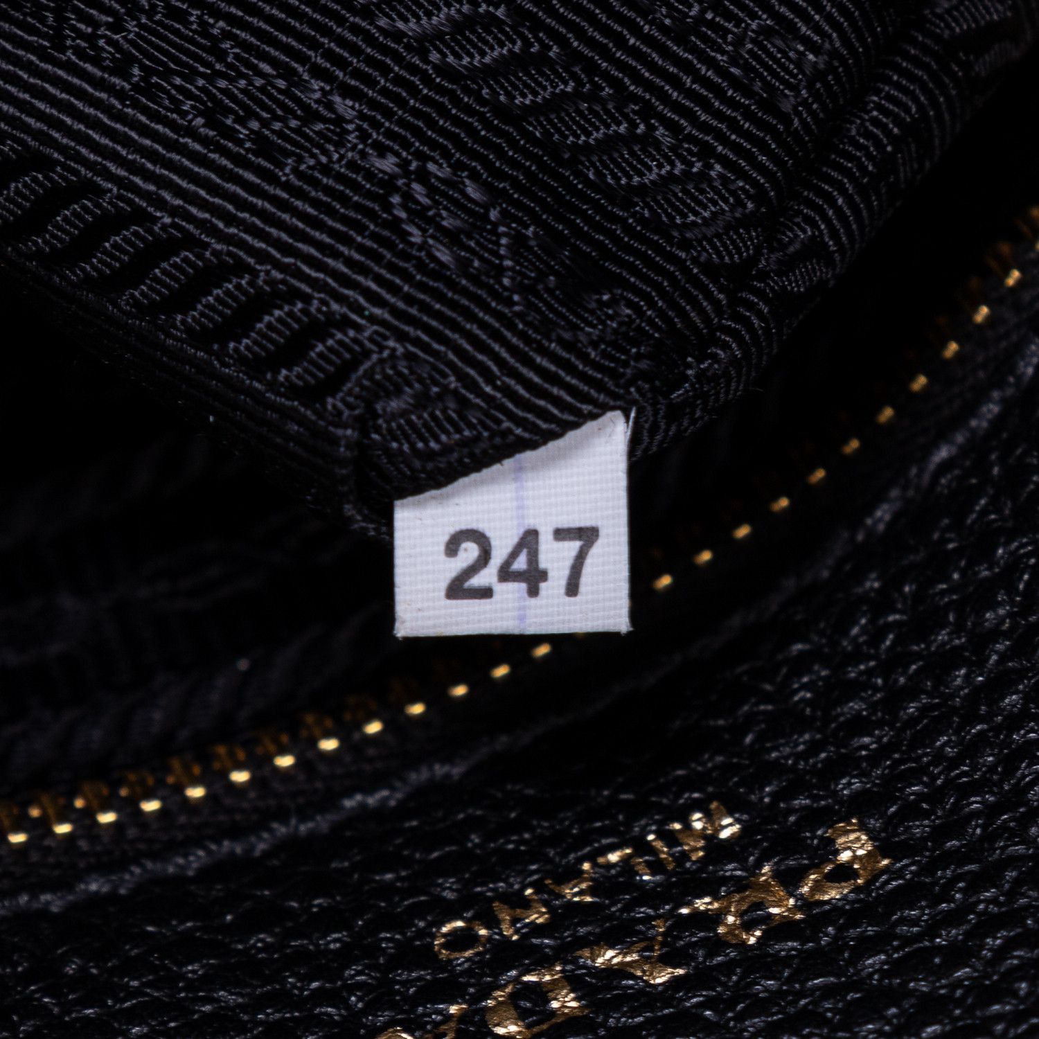 Prada Shopping Tote Size ONE SIZE - 11 Thumbnail