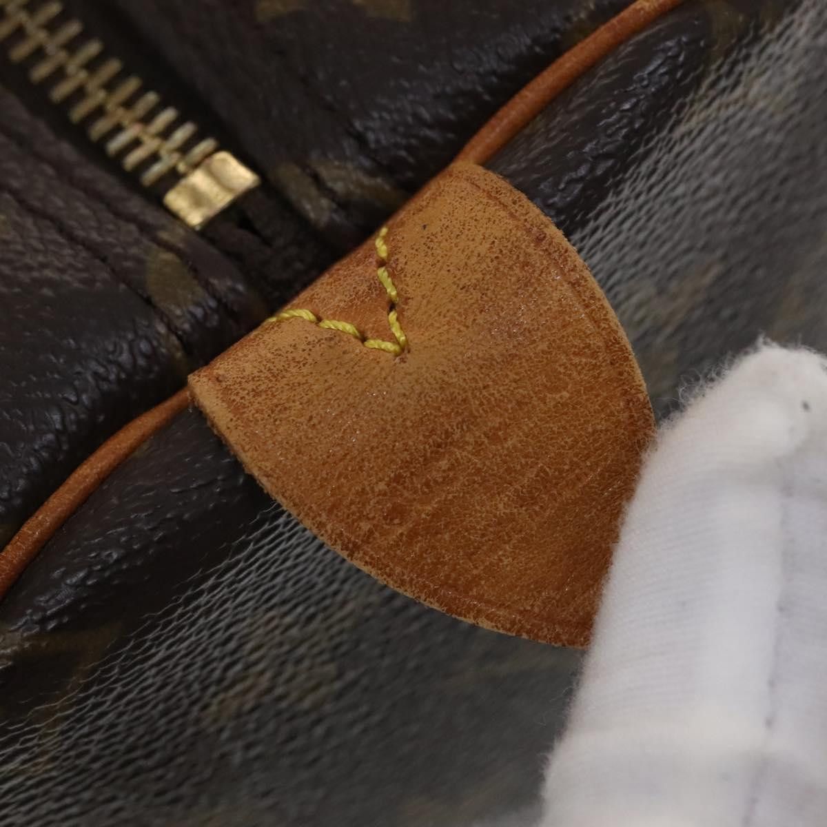 Louis Vuitton Louis Vuitton Keepall Bag Monogram Canvas Size ONE SIZE - 15 Thumbnail