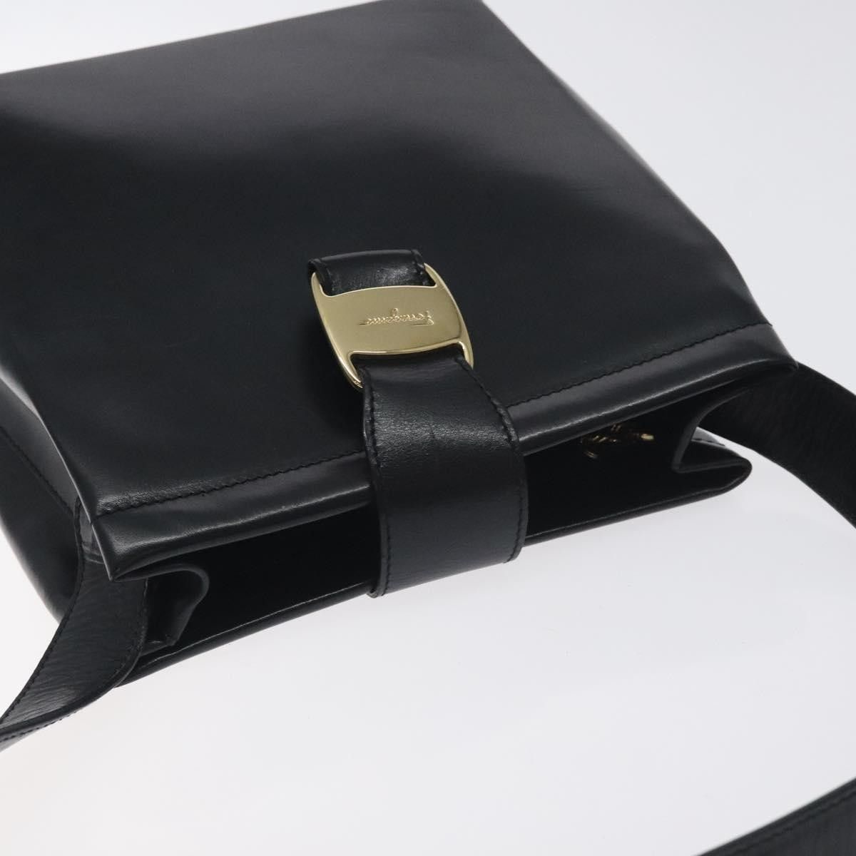Salvatore Ferragamo Salvatore Ferragamo Vala Shoulder Bag Leather Size ONE SIZE - 15 Thumbnail
