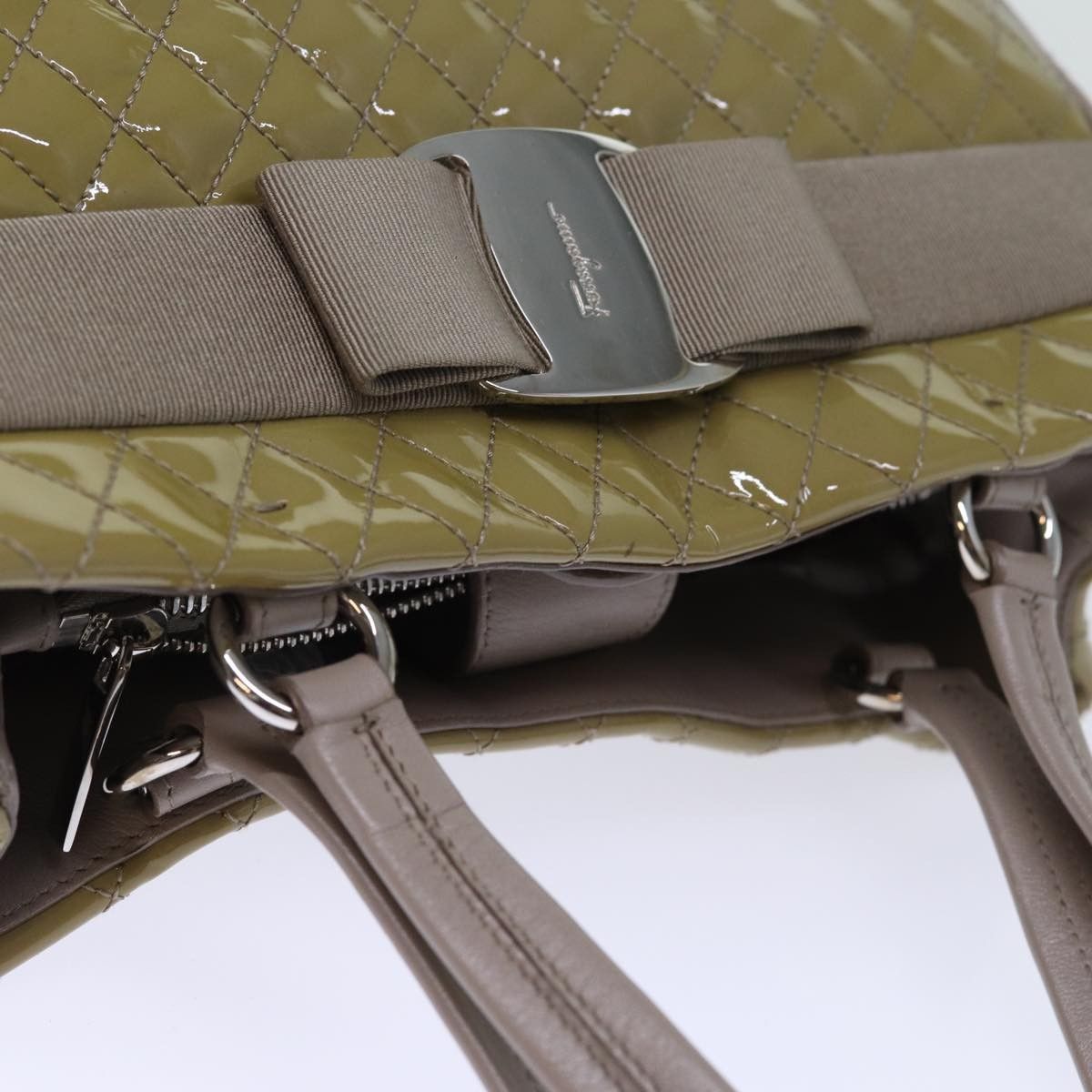 Salvatore Ferragamo Salvatore Ferragamo Vala Handbag Patent leather Size ONE SIZE - 15 Thumbnail