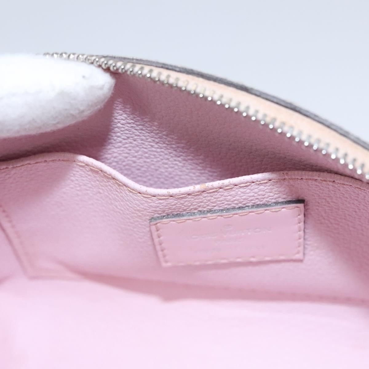 Louis Vuitton Louis Vuitton Cosmetic Pouch Spring in the City Monogram Giant Canvas Size ONE SIZE - 14 Thumbnail