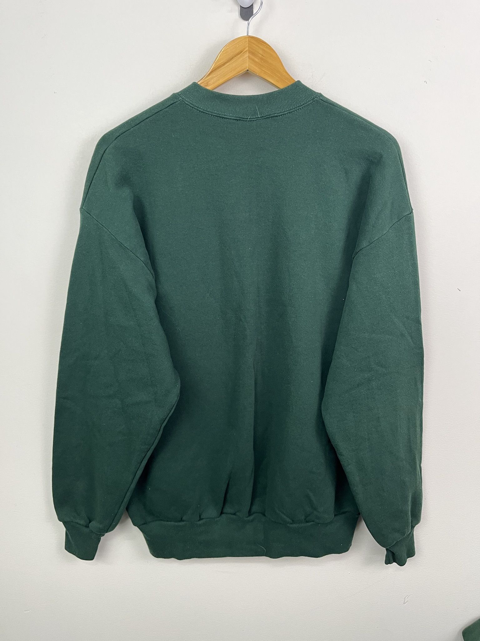 Vintage Vintage 90's Cardinal Winter Nature Pullover Crewneck Size L Size US L / EU 52-54 / 3 - 2 Thumbnail