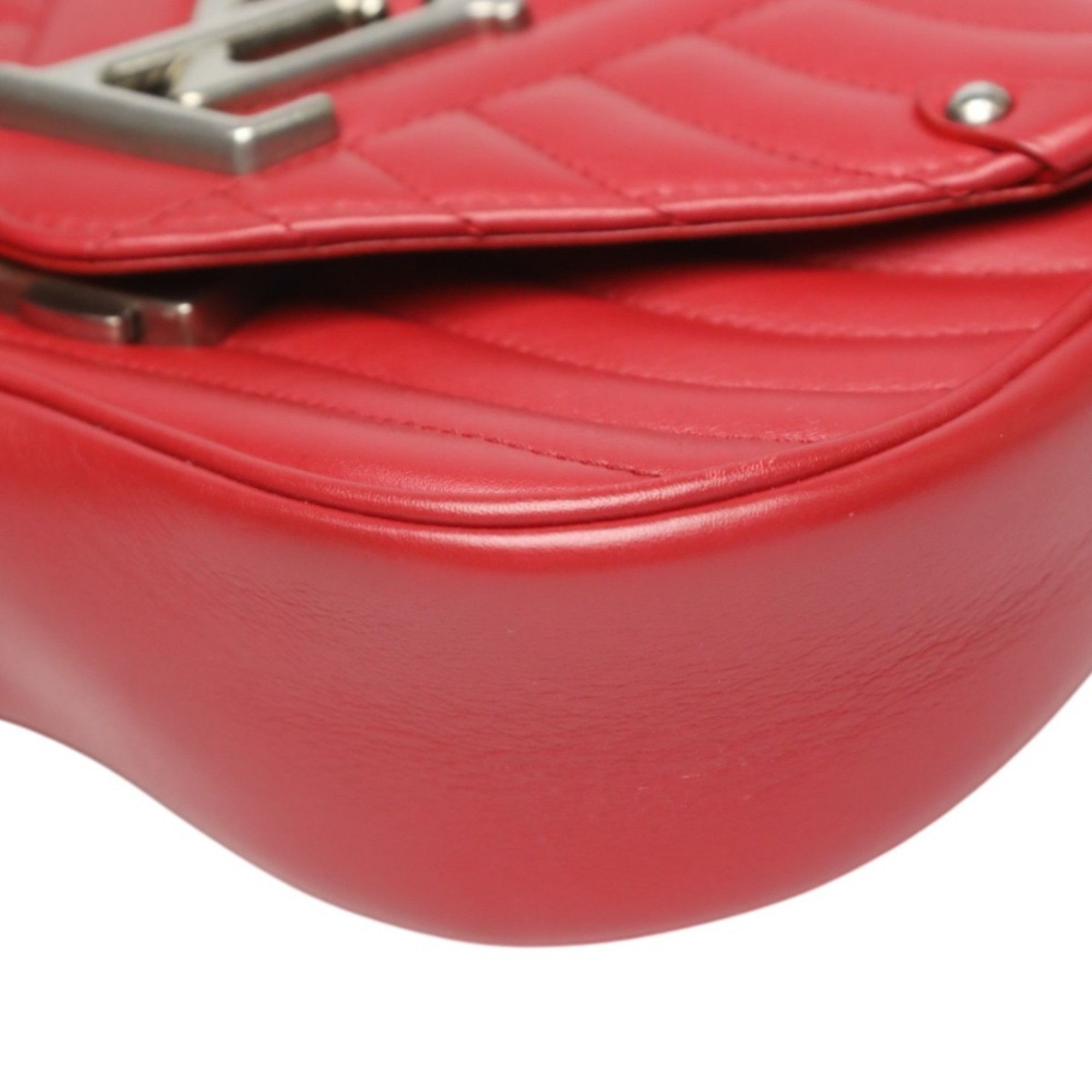 Louis Vuitton Louis Vuitton New Wave Leather Chain Tote Shoulder Bag M51930 Red Size ONE SIZE - 6 Thumbnail