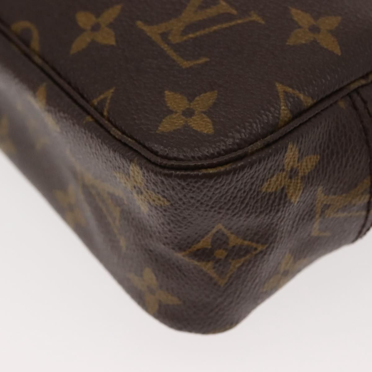 Louis Vuitton Louis Vuitton Trousse Toiletry Pouch Monogram Canvas Size ONE SIZE - 9 Thumbnail