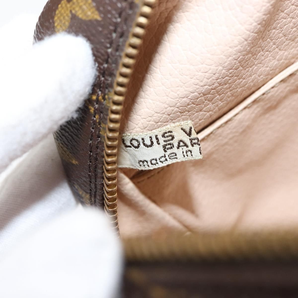 Louis Vuitton Louis Vuitton Trousse Toiletry Pouch Monogram Canvas Size ONE SIZE - 6 Thumbnail