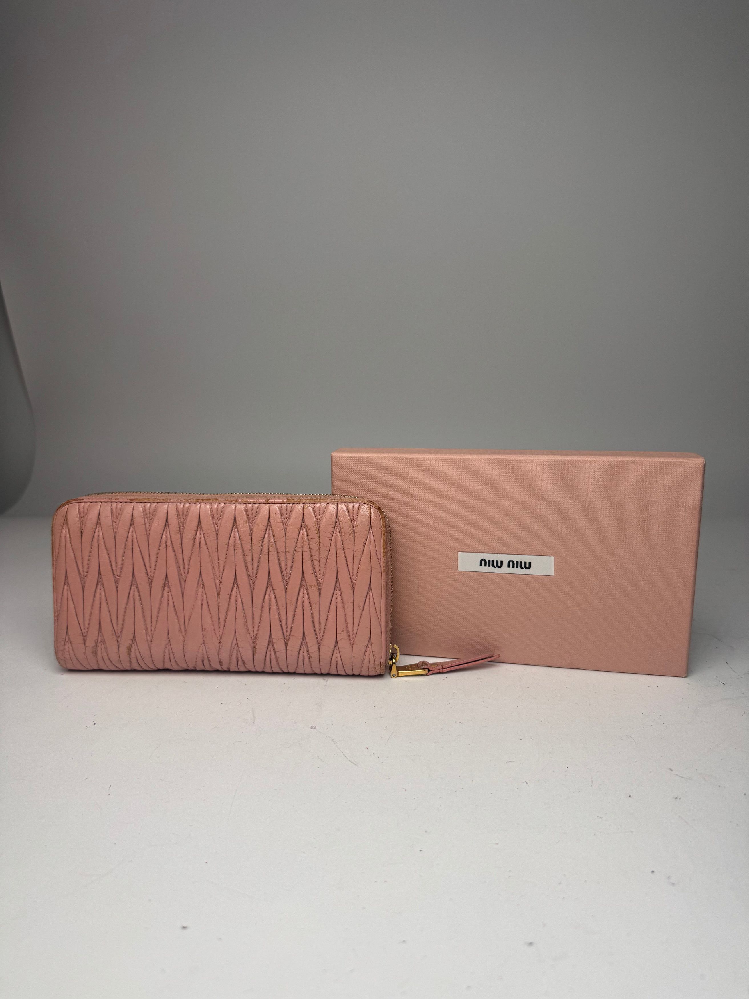 Miu Miu Vintage Leather Wallet Pink Size ONE SIZE - 2 Thumbnail