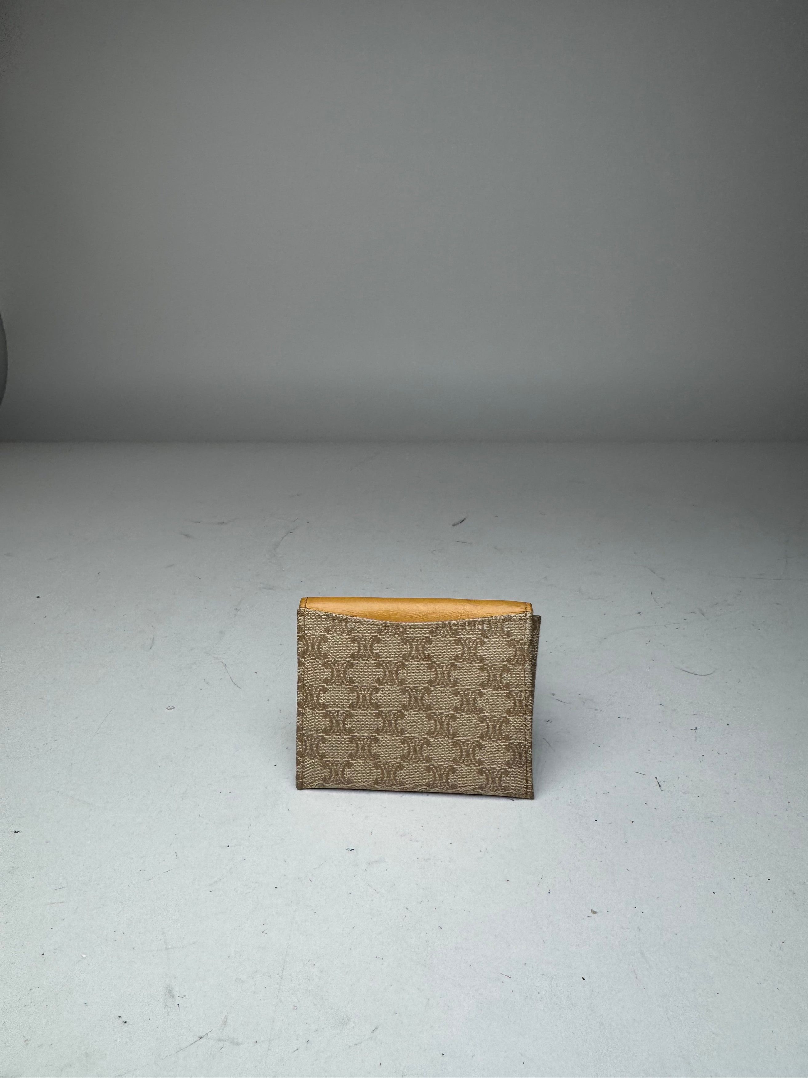 Celine Vintage Paris Leather Purse beige Yellow Size ONE SIZE - 11 Thumbnail