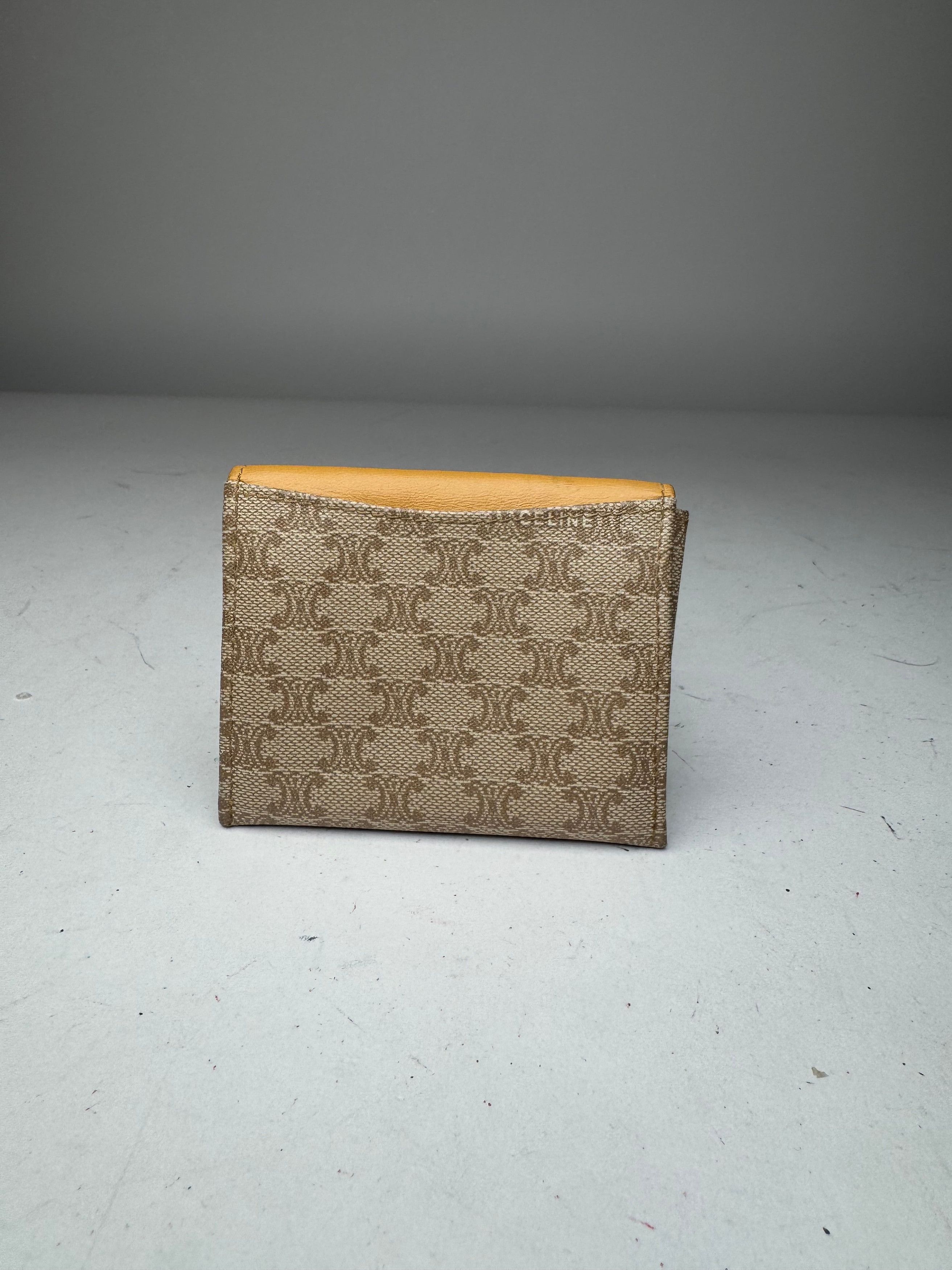 Celine Vintage Paris Leather Purse beige Yellow Size ONE SIZE - 2 Thumbnail