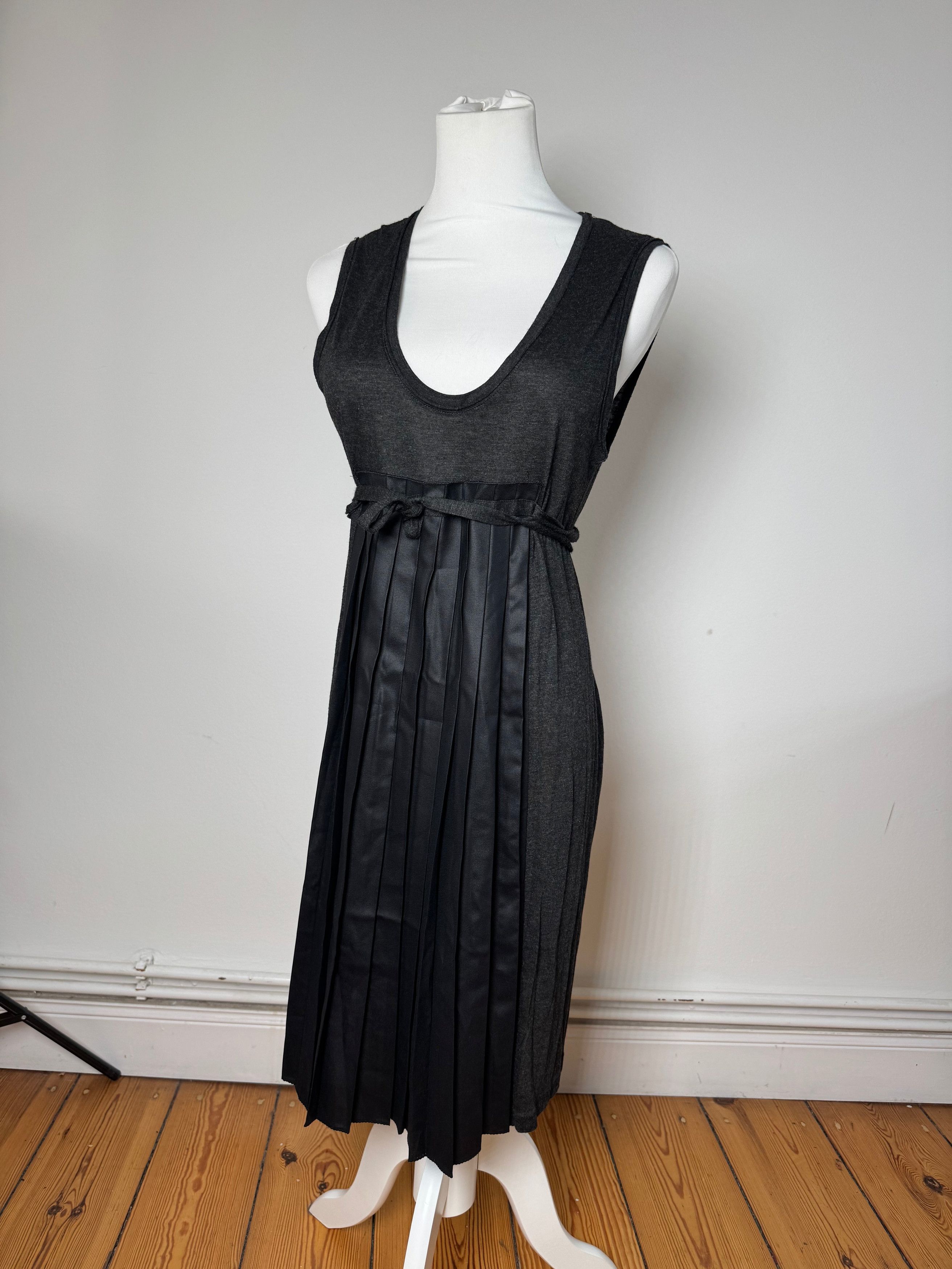 Stella McCartney Vintage Stella Mc Cartney Wool Dress Black Size L / US 10 / IT 46 - 8 Thumbnail
