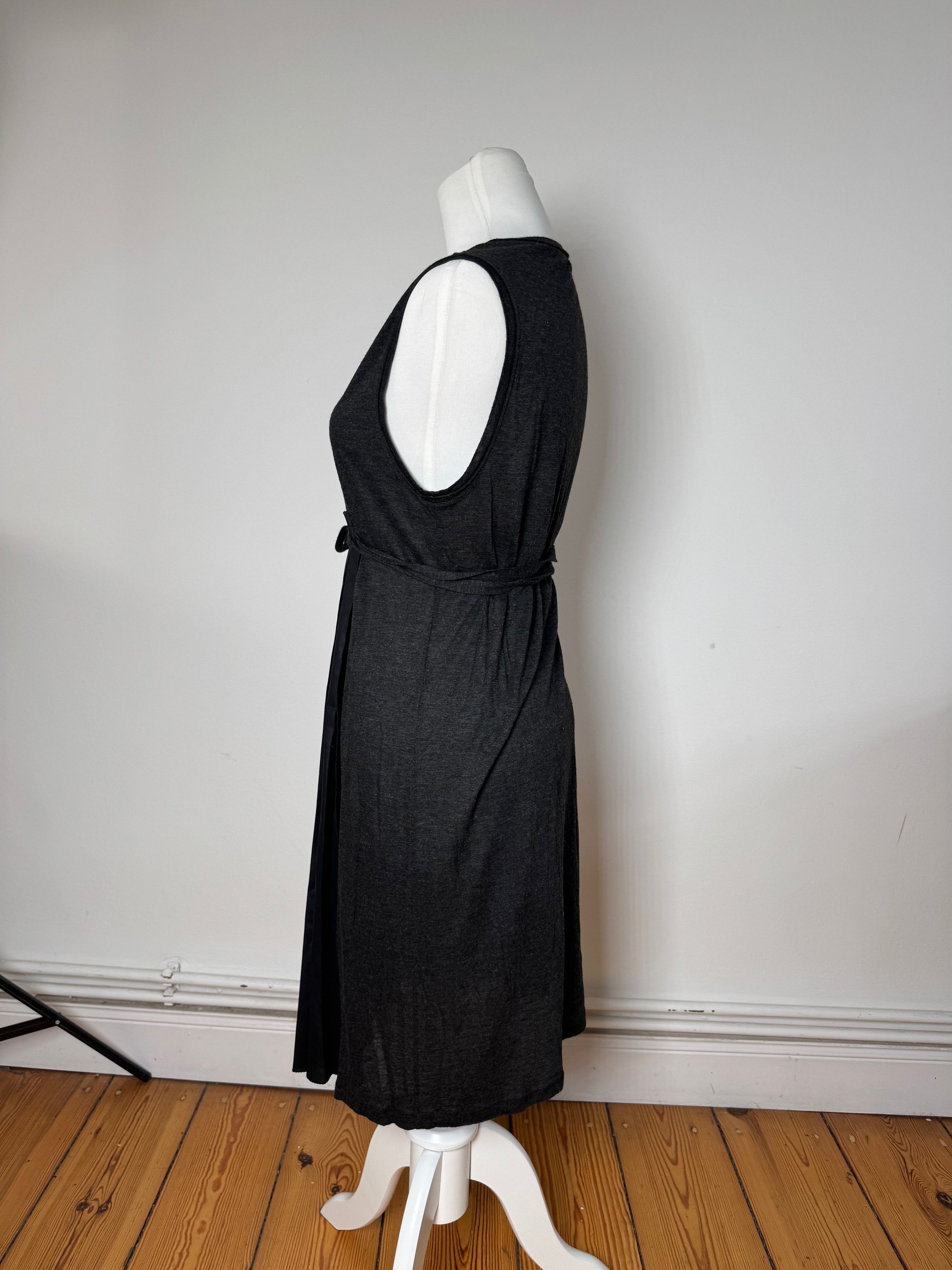 Stella McCartney Vintage Stella Mc Cartney Wool Dress Black Size L / US 10 / IT 46 - 2 Thumbnail