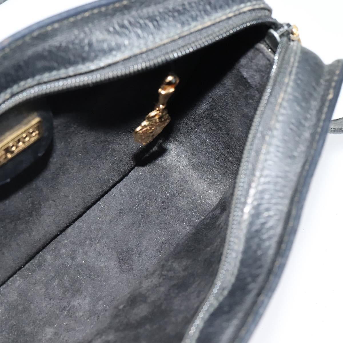 Gucci Gucci Vintage double G logo shoulder bag Leather Size ONE SIZE - 19 Thumbnail