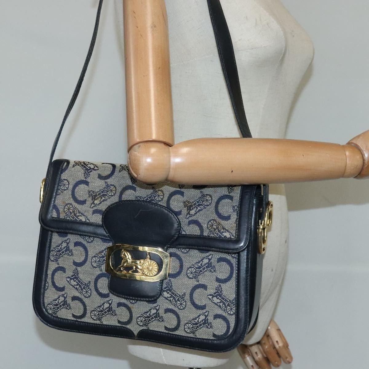 Celine Celine Horse Carriage Shoulder bag Macadam Canvas and leather Size ONE SIZE - 13 Thumbnail