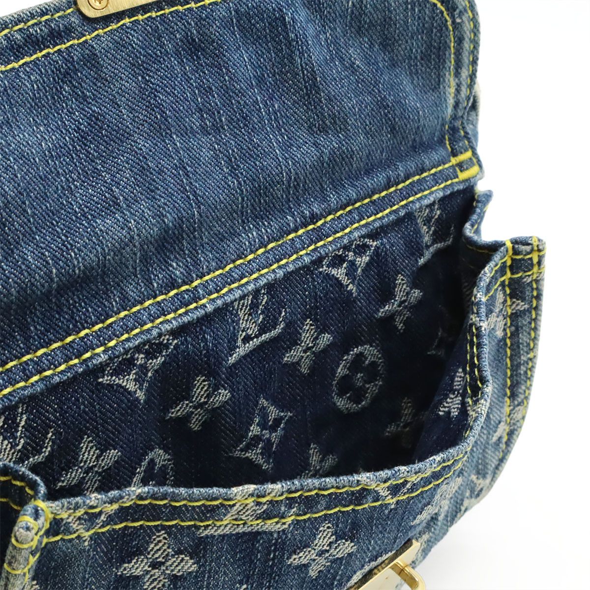 Louis Vuitton Louis Vuitton Louis Vuitton Monogram Denim 2way Bag Denim Belt Bag M95347 DUTY FREE for USA Size ONE SIZE - 8 Thumbnail