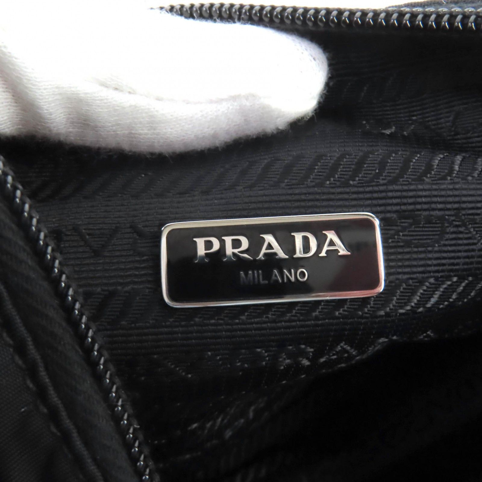 Prada Prada Prada Re-Edition 2000 Handbag Others Handbag 1NE515 DUTY FREE for USA Size ONE SIZE - 10 Thumbnail