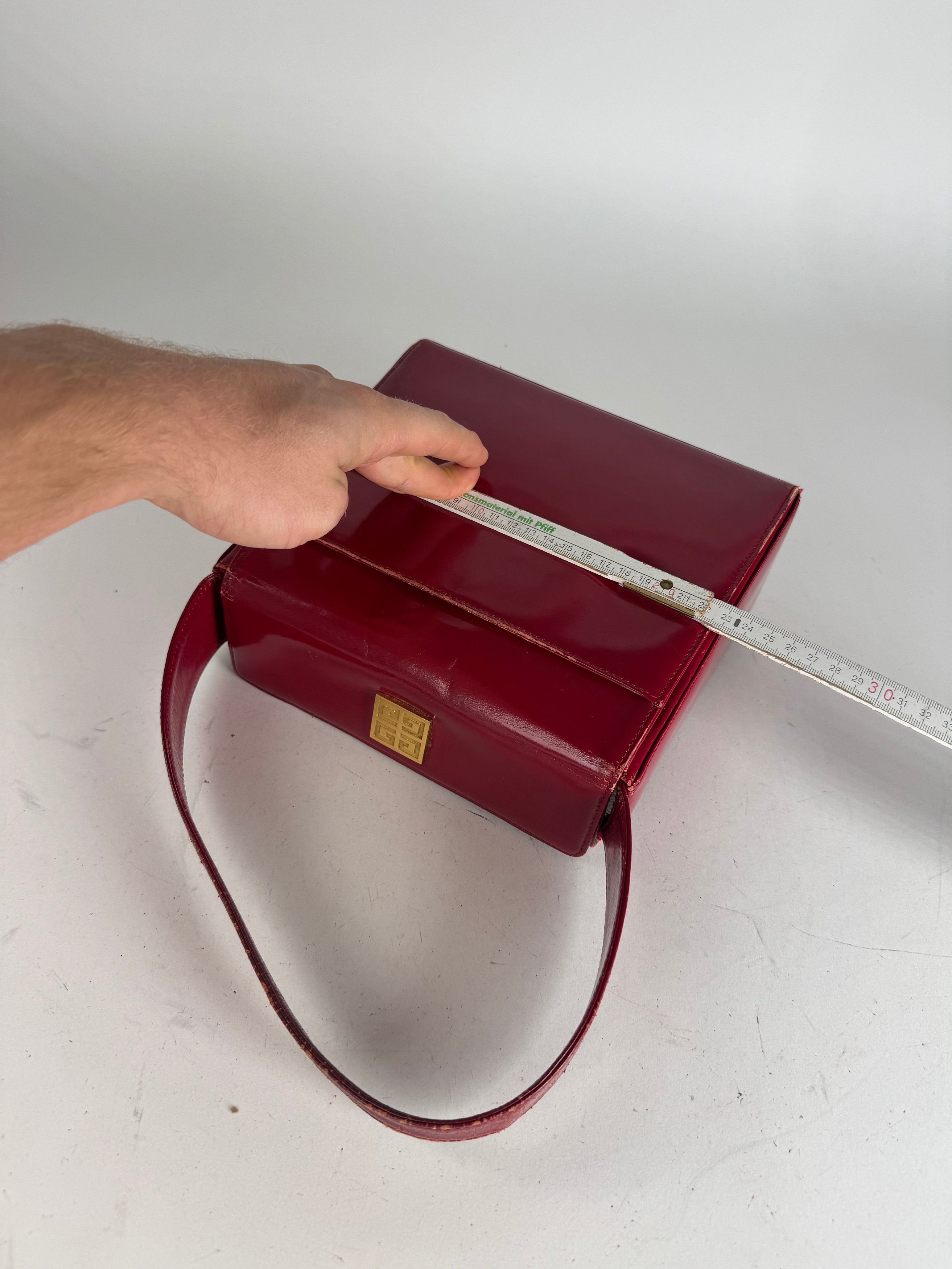 Givenchy Vintage Patent Leather Handbag Red Size ONE SIZE - 10 Thumbnail