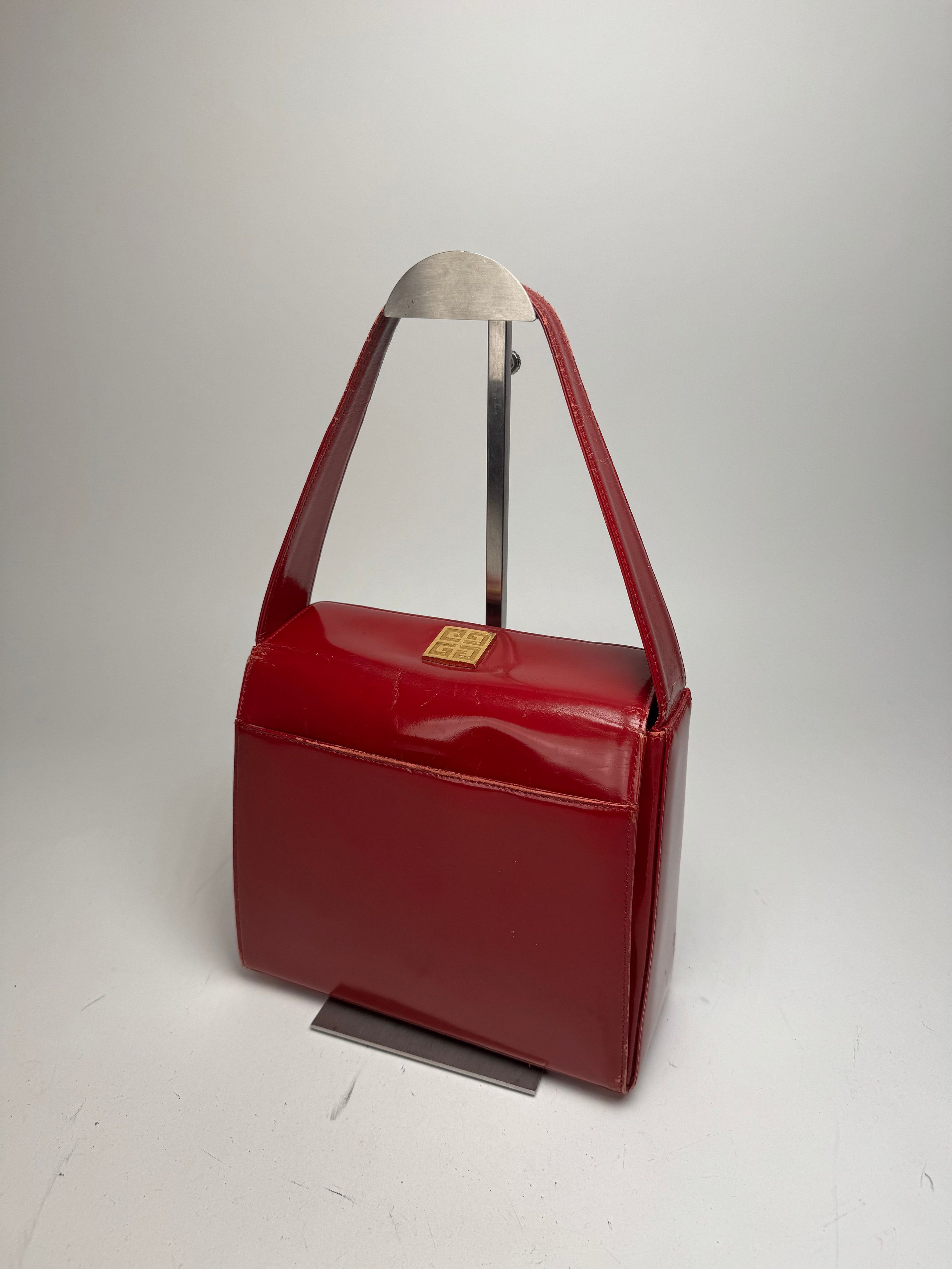 Givenchy Vintage Patent Leather Handbag Red Size ONE SIZE - 14 Thumbnail