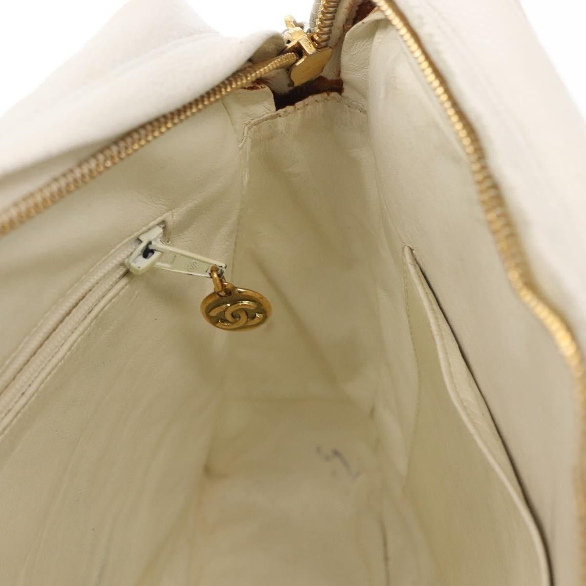 Chanel Chanel Vintage Front Pocket Camera Shoulder Bag Quilted Caviar Size ONE SIZE - 17 Thumbnail