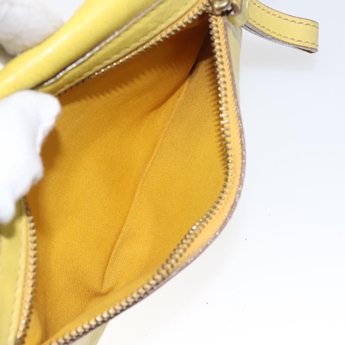 Burberry Burberry Flap Shoulder Bag Leather Size ONE SIZE - 22 Thumbnail