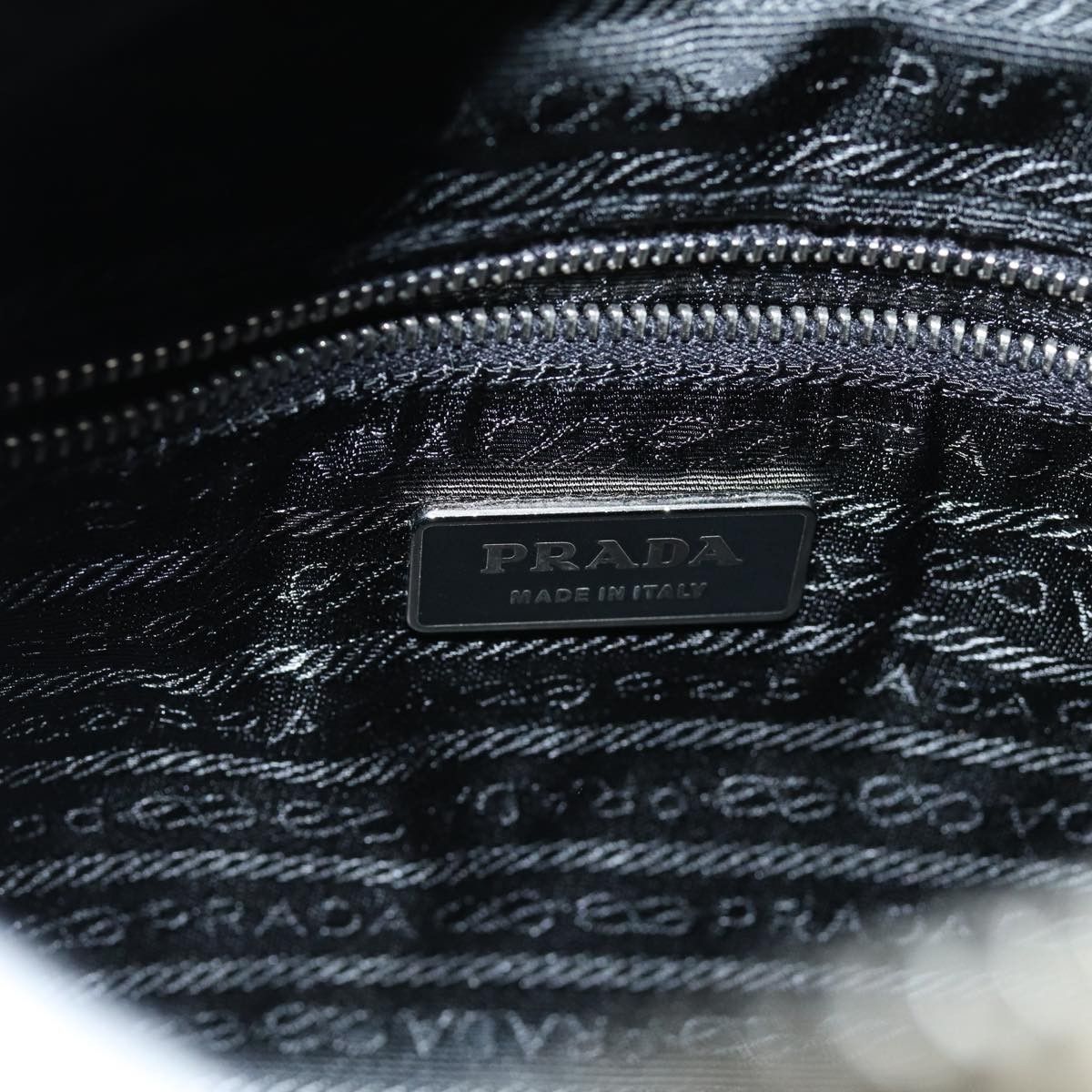 Prada Prada Vintage Zip Handbag Tessuto Size ONE SIZE - 20 Thumbnail