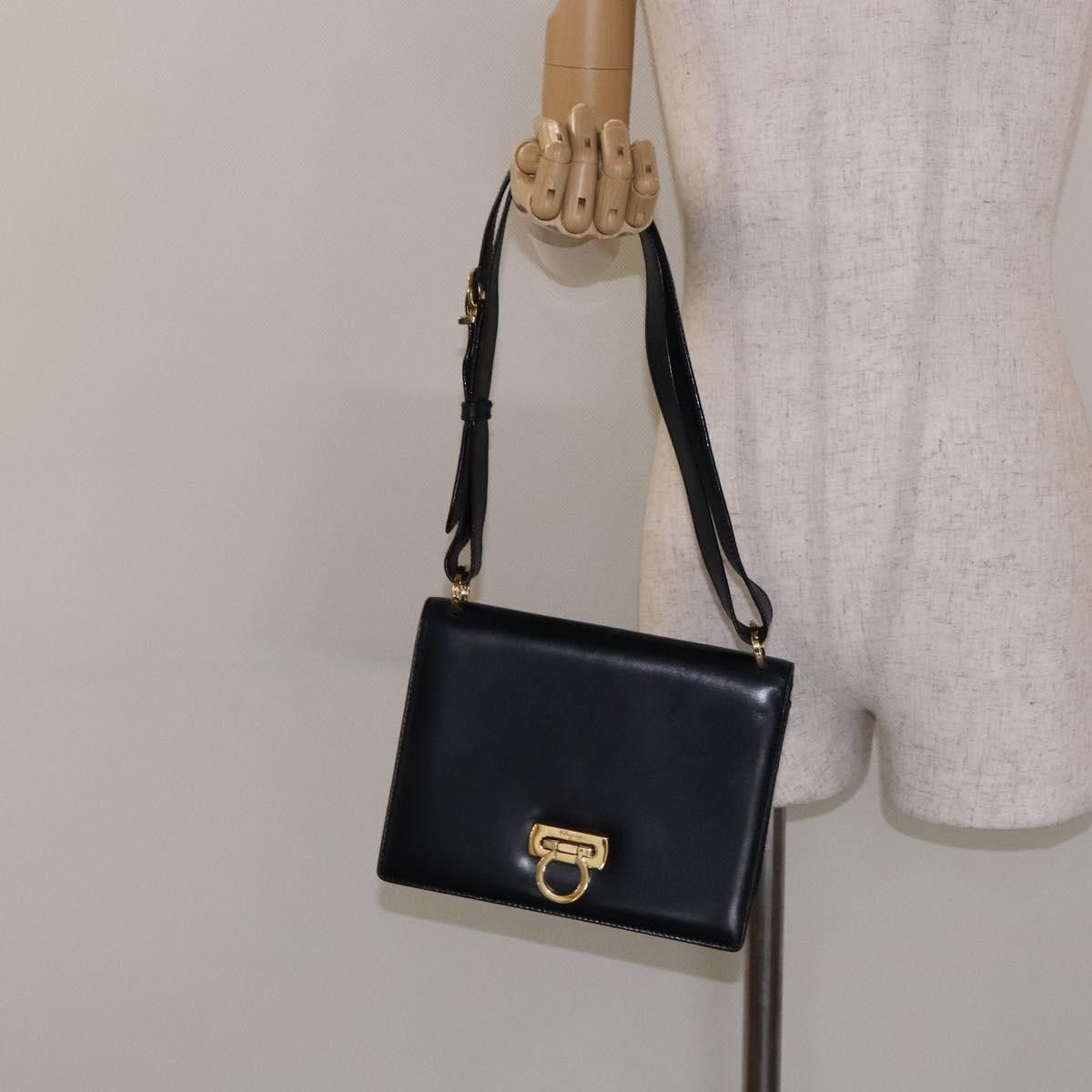 Salvatore Ferragamo Salvatore Ferragamo Gancini Shoulder Bag Leather Size ONE SIZE - 13 Thumbnail