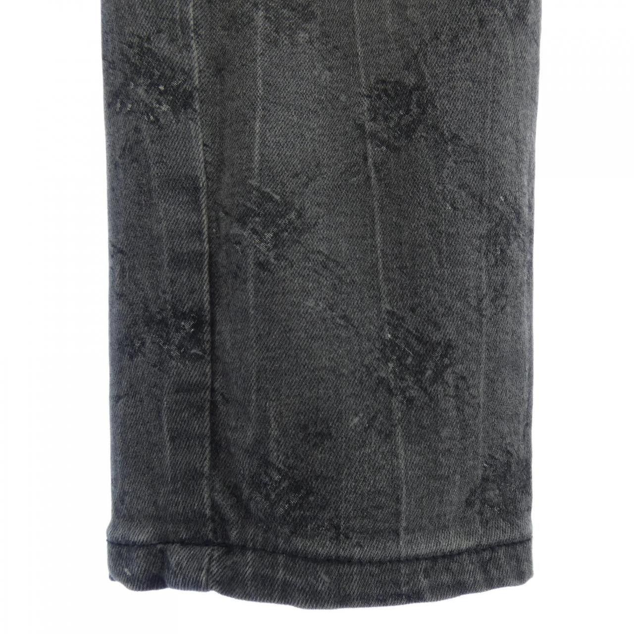Chanel Chanel Chanel P62010V47630 19B Jeans Denim Jeans P62010V47630 19B DUTY FREE for USA Size ONE SIZE - 6 Thumbnail