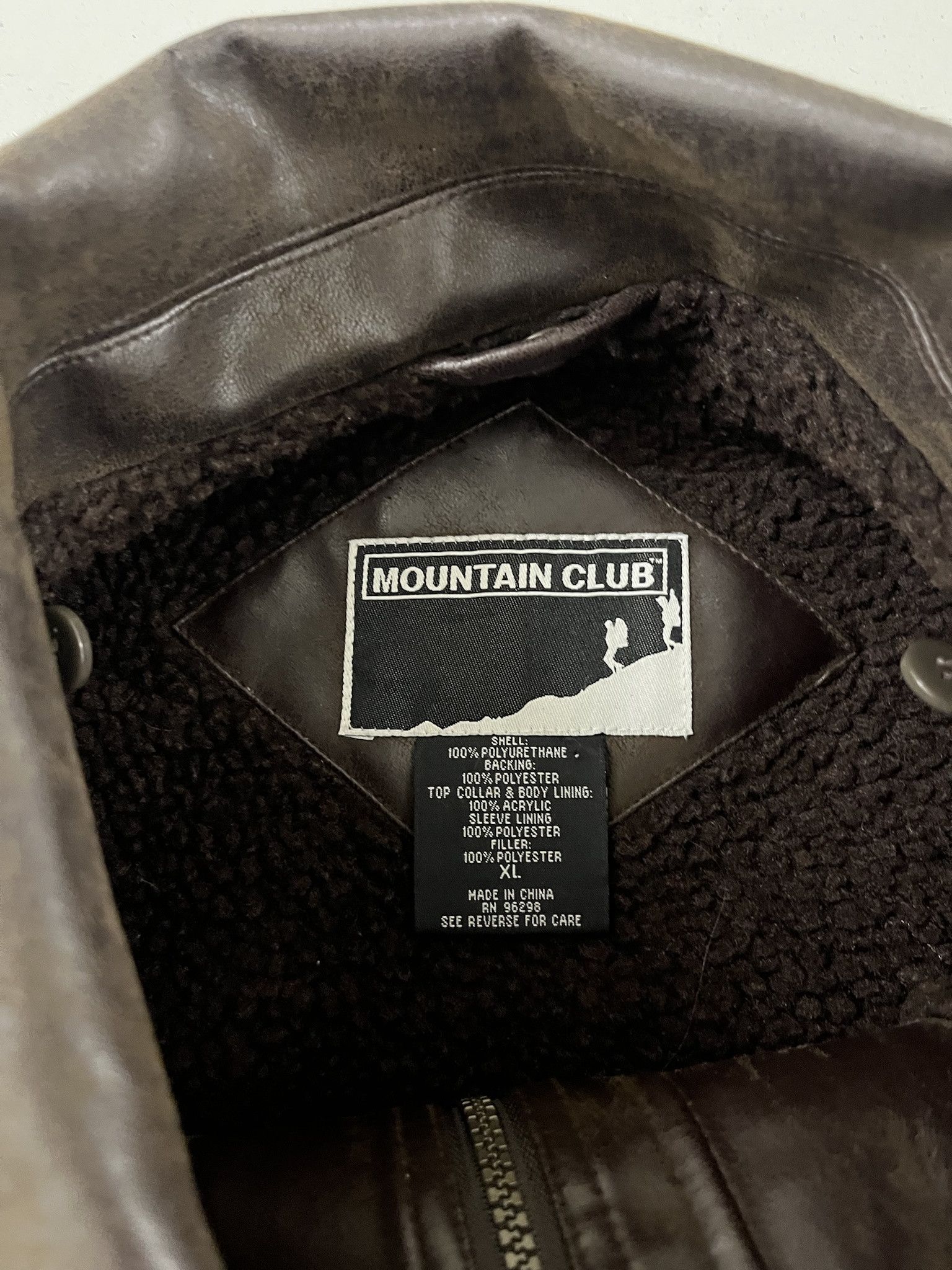 Leather Vintage Leather Jacket 90s Sherpa Lined Mountain Club Leather Coat Size XL Size US XL / EU 56 / 4 - 2 Thumbnail