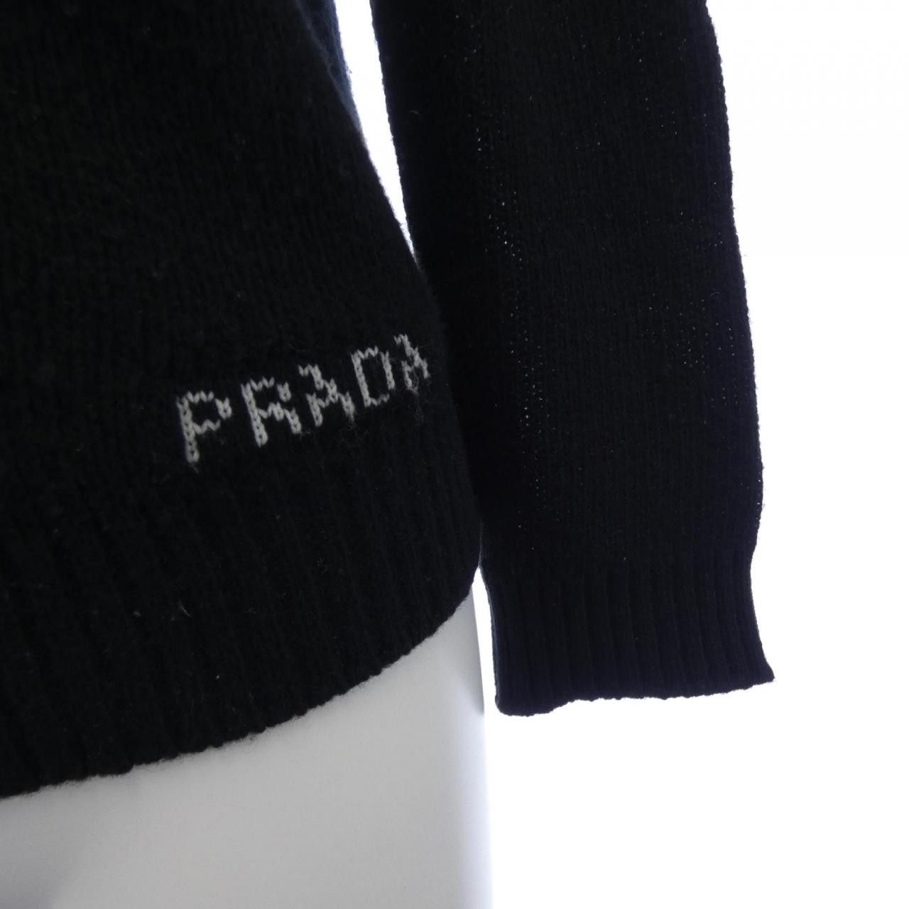 Prada Prada Prada P25I56 R212 Cashmere Blend Cardigan Others Tops P25I56 R212 DUTY FREE for USA Size ONE SIZE - 6 Thumbnail