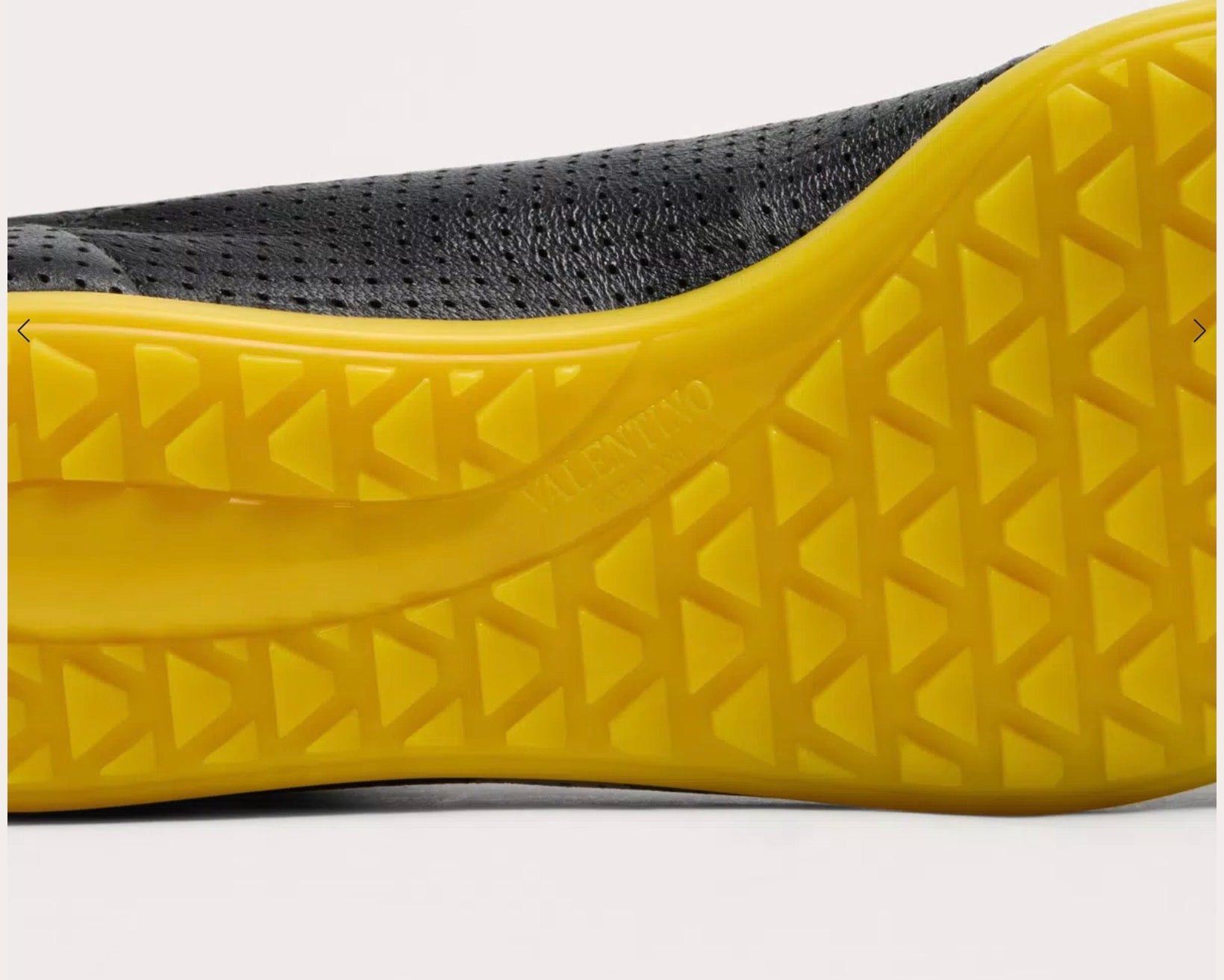 Valentino Valentino Chromathon Perforated Sneakers SIZE 37 Size ONE SIZE - 3 Thumbnail