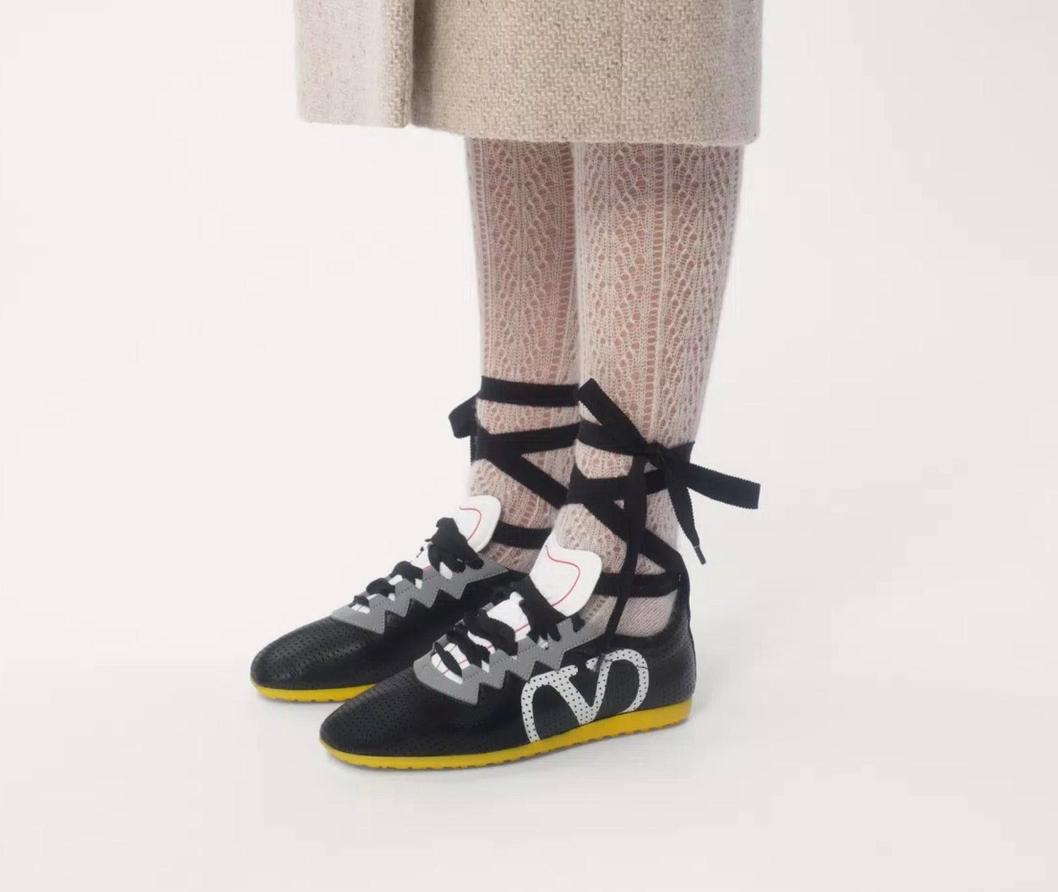 Valentino Valentino Chromathon Perforated Sneakers SIZE 38 Size ONE SIZE - 4 Thumbnail