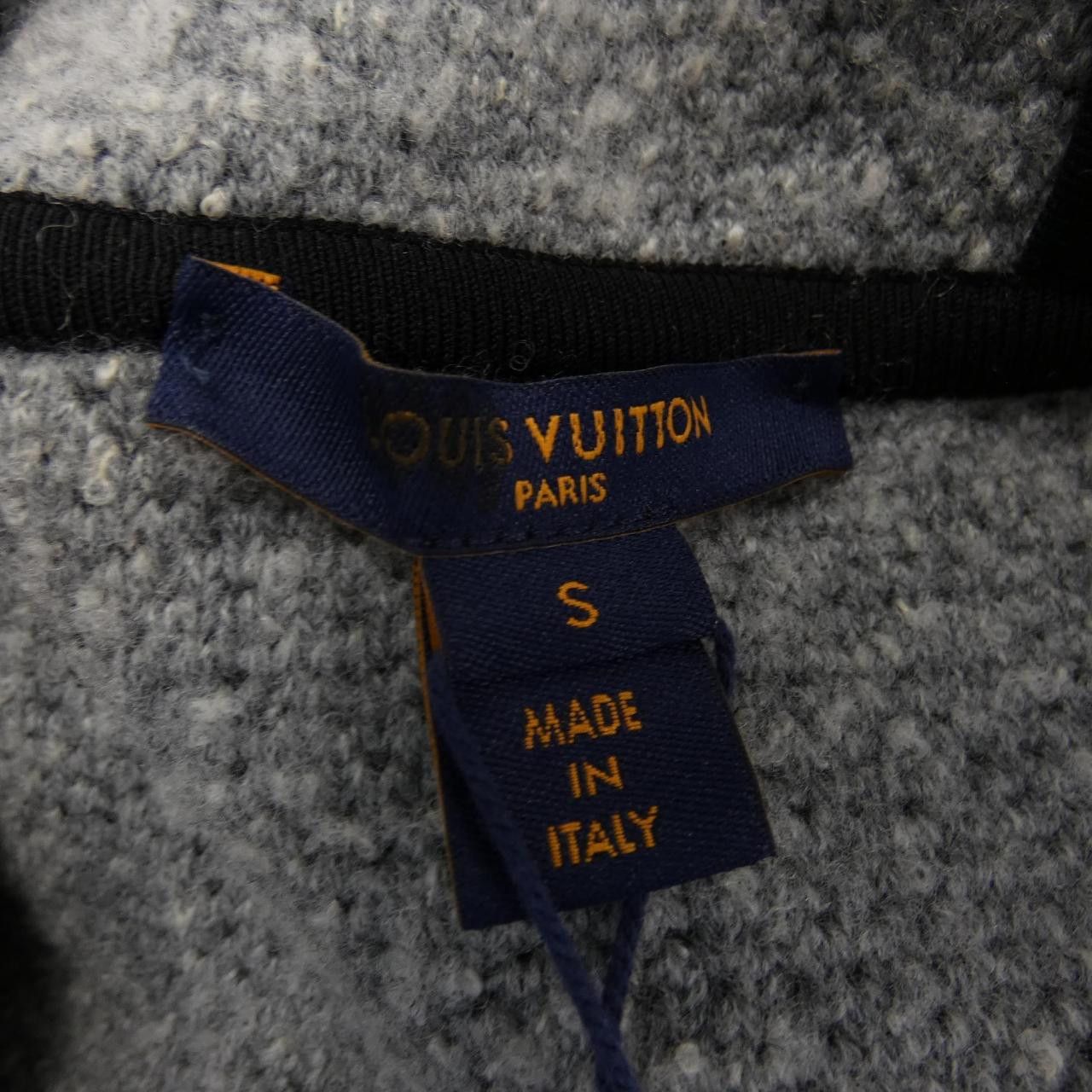 Louis Vuitton Louis Vuitton Louis Vuitton FOKC06R94 Cashmere Blend Vest Others Tops FOKC06R94 DUTY FREE for USA Size ONE SIZE - 4 Thumbnail