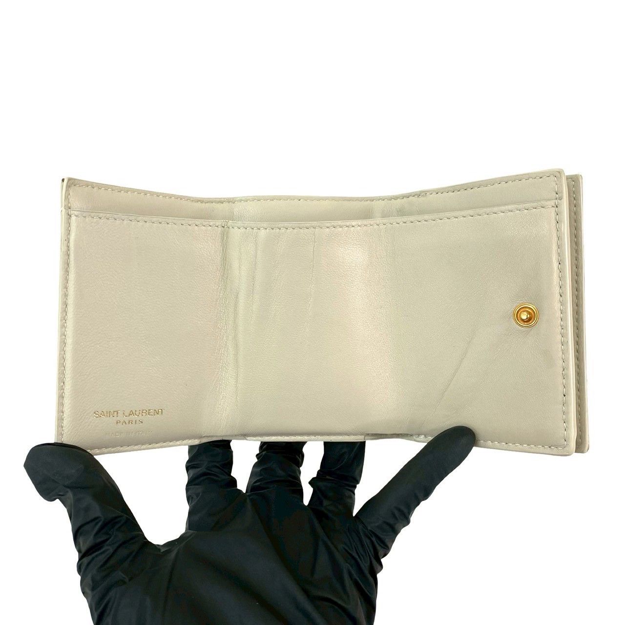 Yves Saint Laurent Yves Saint Laurent Saint Laurent Paris Leather Wallet Leather Short Wallet DUTY FREE for USA Size ONE SIZE - 8 Thumbnail