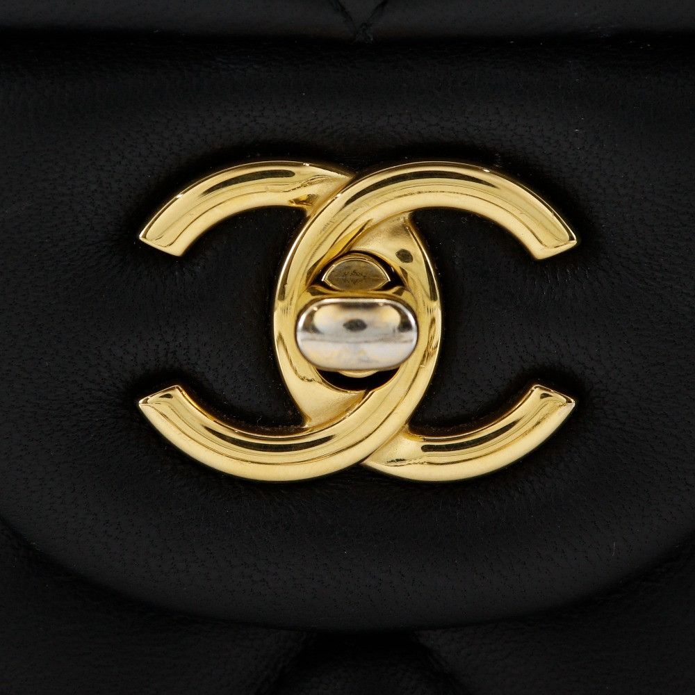 Chanel Chanel Chanel Classic Double Flap Bag Lambskin 2way Shoulder Bag Leather Shoulder Bag A58600 DUTY FREE for USA Size ONE SIZE - 18 Thumbnail