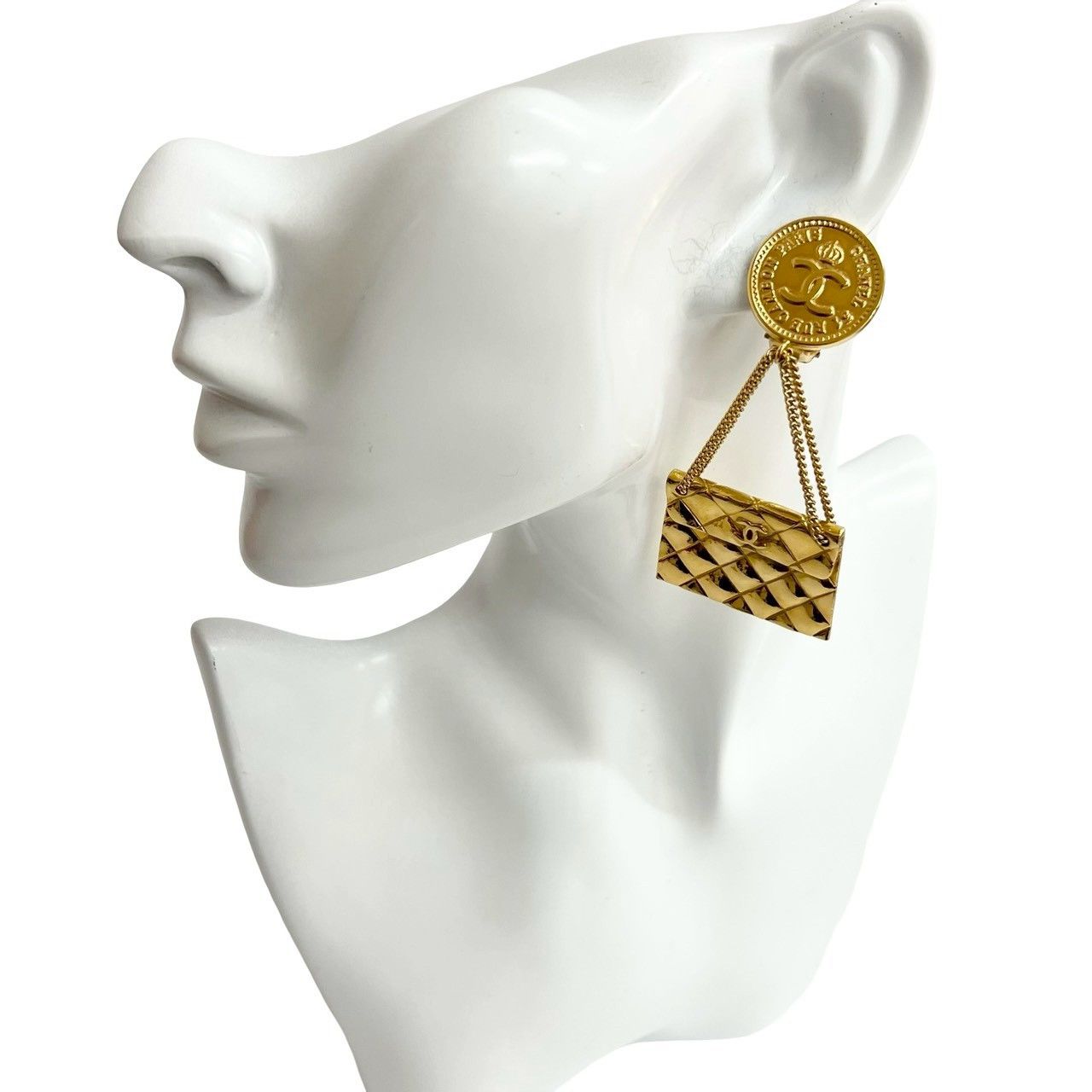 Chanel Chanel Chanel Coco Mark Matelassé Earrings Metal Earrings DUTY FREE for USA Size ONE SIZE - 2 Thumbnail