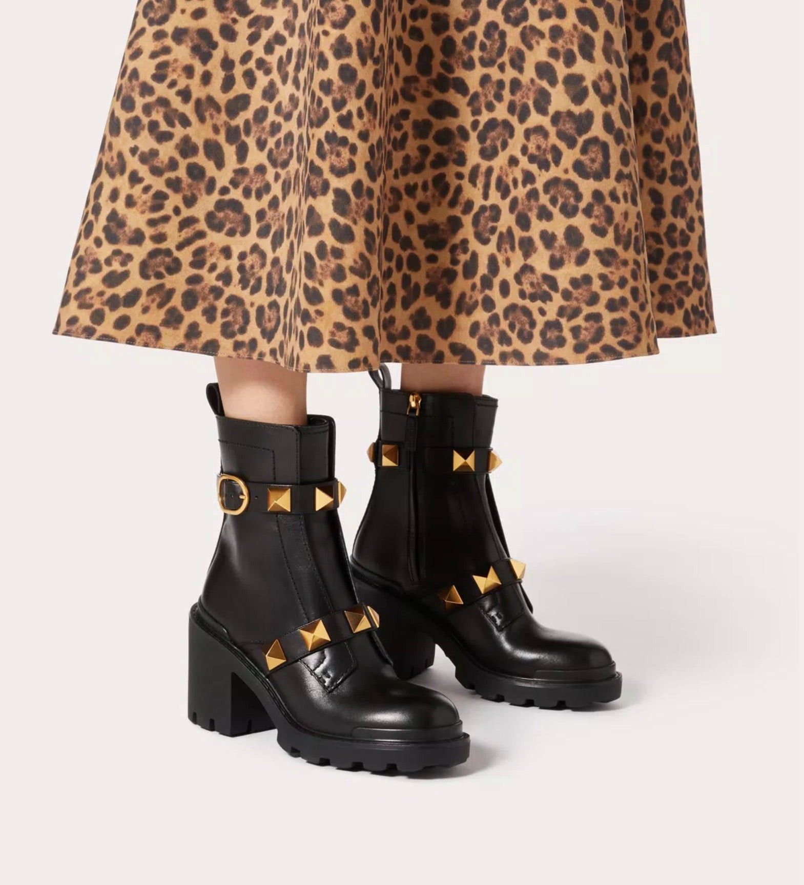 Valentino Valentino Roman Stud Combat Boots SIZE 39 Size ONE SIZE - 5 Thumbnail
