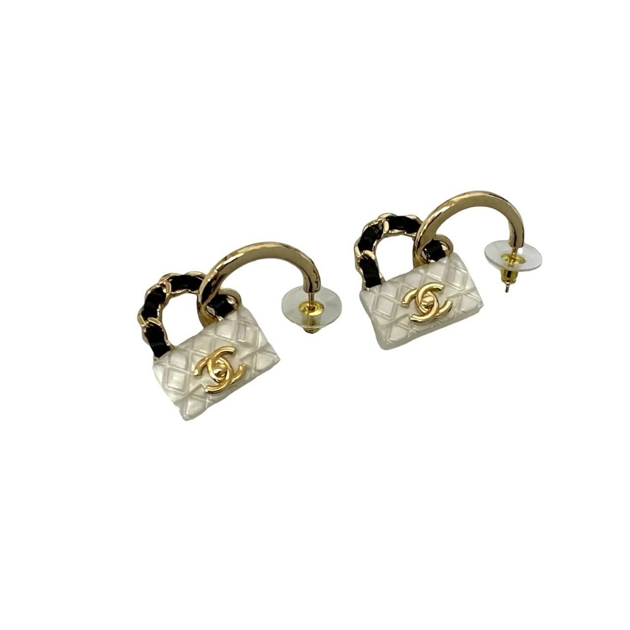 Chanel Chanel Chanel Coco Mark Matelasse Earrings Plastic Earrings DUTY FREE for USA Size ONE SIZE - 3 Thumbnail