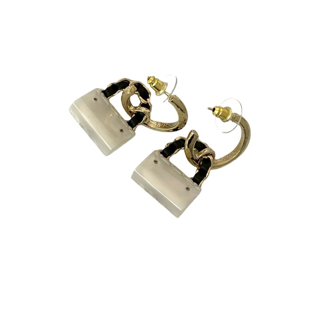 Chanel Chanel Chanel Coco Mark Matelasse Earrings Plastic Earrings DUTY FREE for USA Size ONE SIZE - 5 Thumbnail