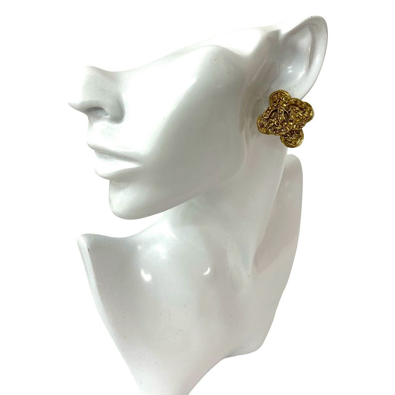 Chanel Chanel Chanel Coco Mark Earrings Metal Earrings DUTY FREE for USA Size ONE SIZE - 2 Thumbnail