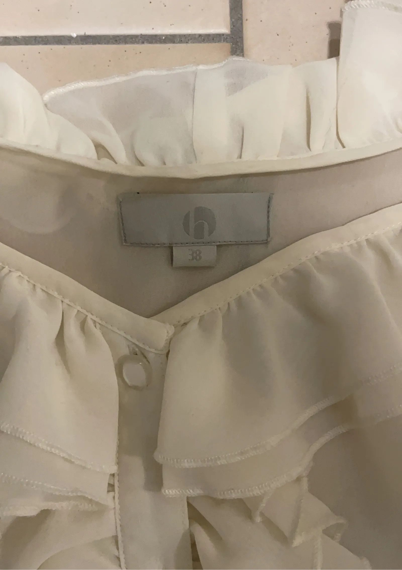 H By Hudson H by Hudson Vit volangblus Blouse Size S / US 4 / IT 40 - 2 Thumbnail