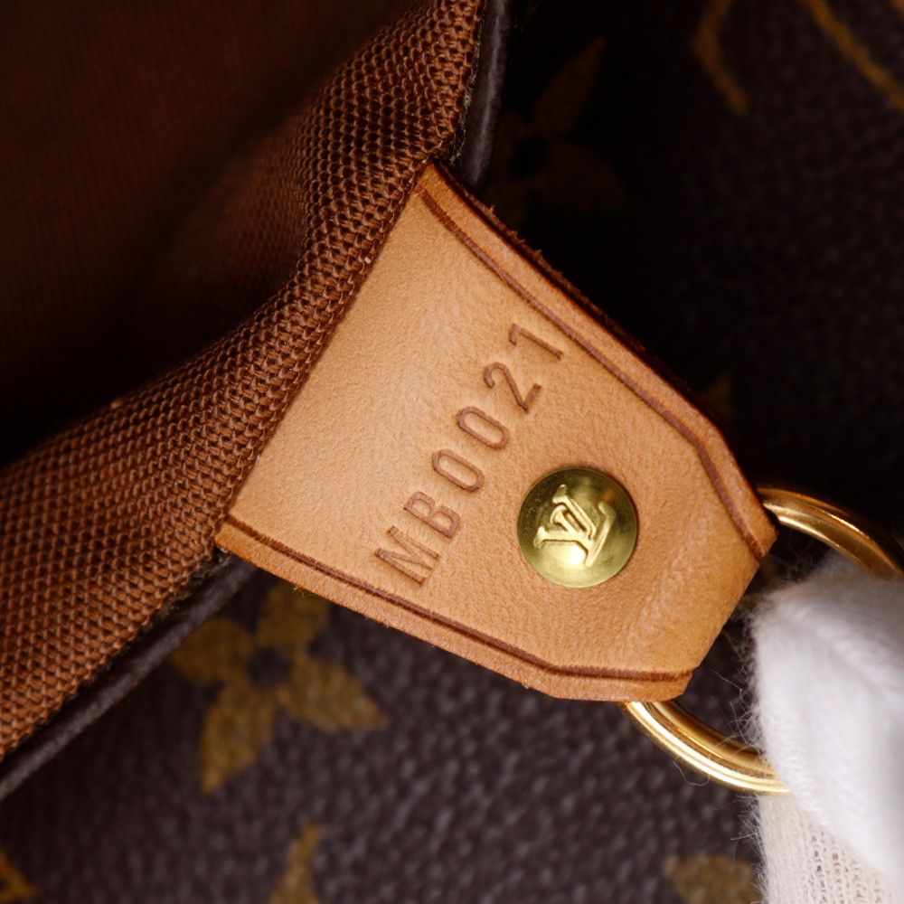 Louis Vuitton Louis Vuitton Louis Vuitton Sac Shopping Monogram Tote Bag Canvas Tote Bag M51108 DUTY FREE for USA Size ONE SIZE - 20 Thumbnail