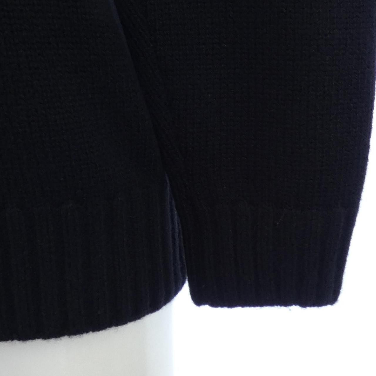 Chanel Chanel Chanel Cashmere Knit Others Tops P65189K61044 20B DUTY FREE for USA Size ONE SIZE - 7 Thumbnail