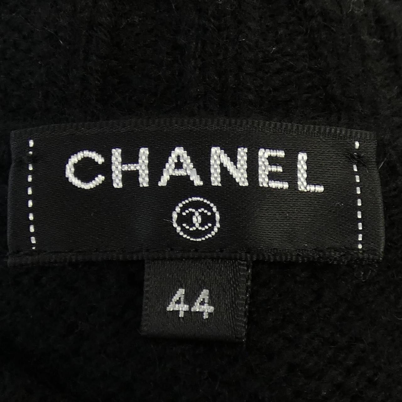 Chanel Chanel Chanel Cashmere Knit Others Tops P65189K61044 20B DUTY FREE for USA Size ONE SIZE - 5 Thumbnail