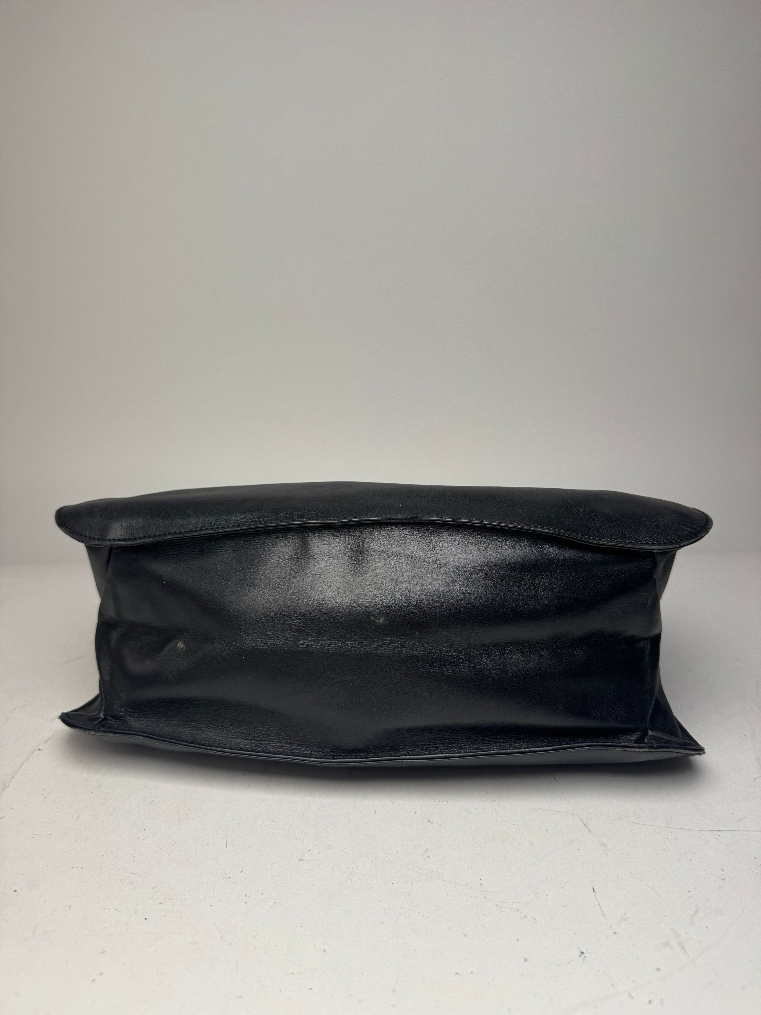 Gucci Vintage Leather Handbag Black Size ONE SIZE - 14 Thumbnail