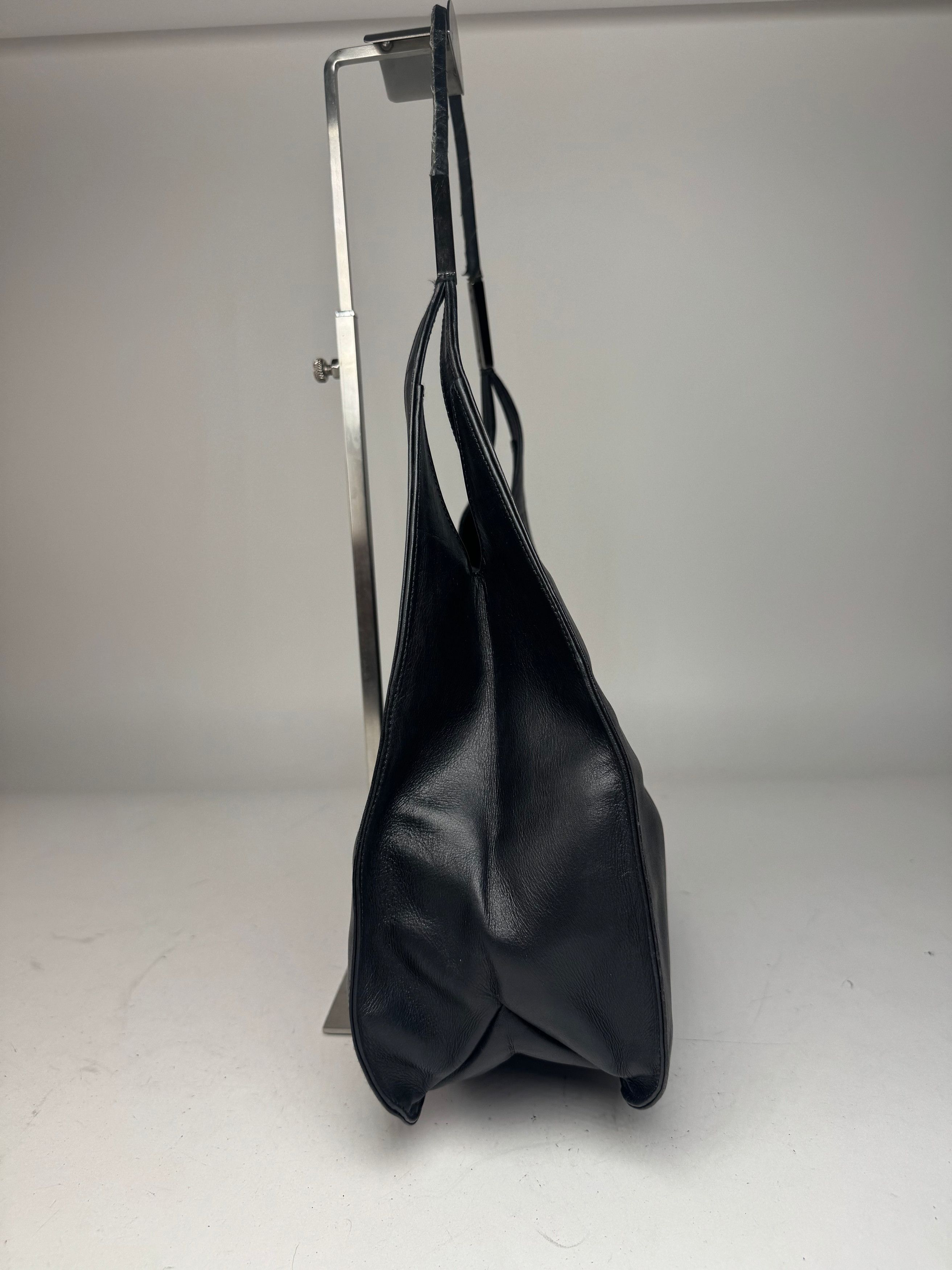 Gucci Vintage Leather Handbag Black Size ONE SIZE - 9 Thumbnail