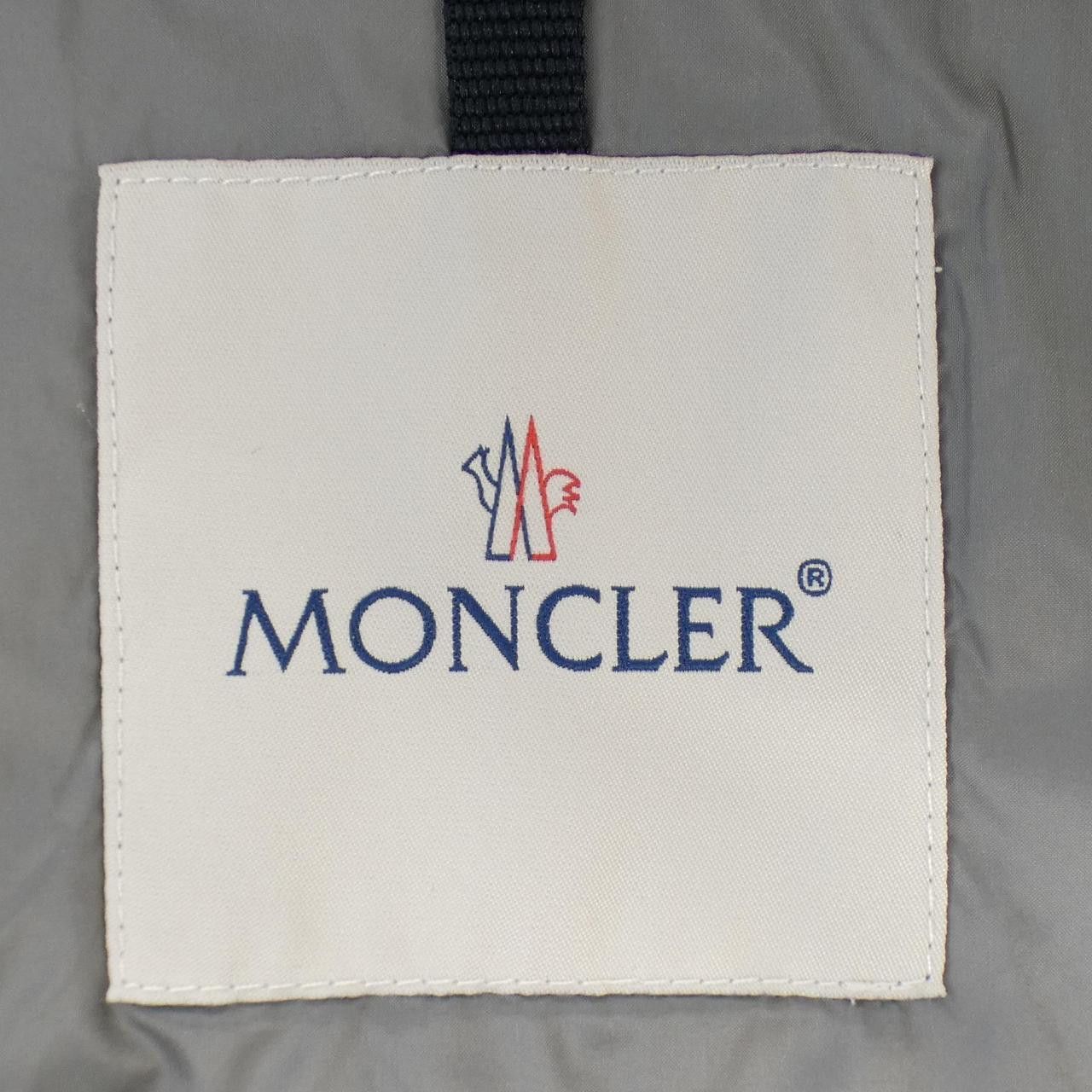 Moncler Moncler Moncler CESTREDE Down Jacket Others Outerwear CESTREDE DUTY FREE for USA Size ONE SIZE - 5 Thumbnail