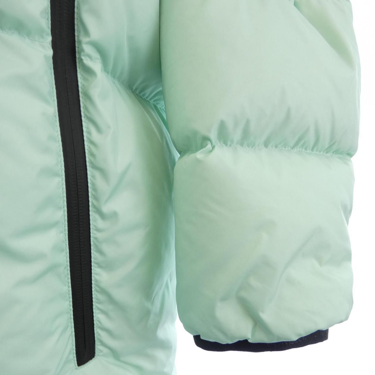 Moncler Moncler Moncler MONTCLA Down Jacket Others Outerwear MONTCLA DUTY FREE for USA Size ONE SIZE - 7 Thumbnail
