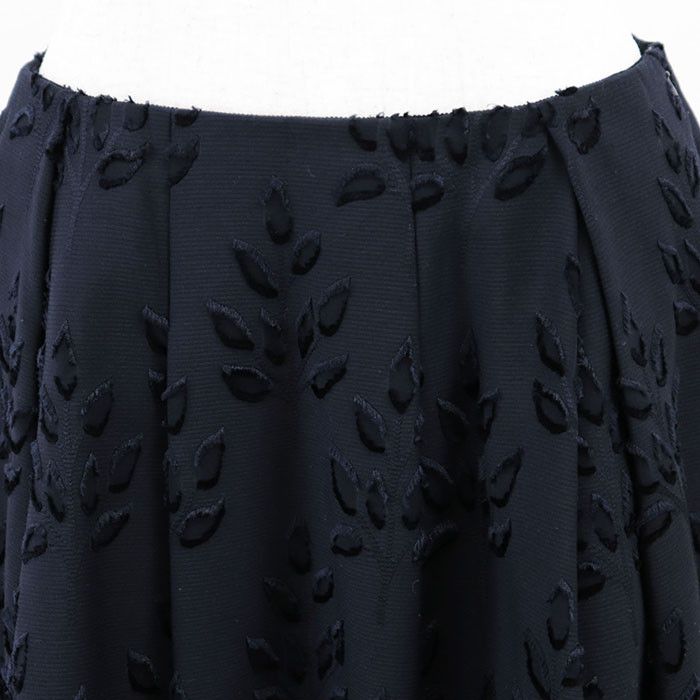 Other Other FOXEY Leaf Skirt Velour Jacquard Skirt Others Skirts 40154 DUTY FREE for USA Size ONE SIZE - 3 Thumbnail