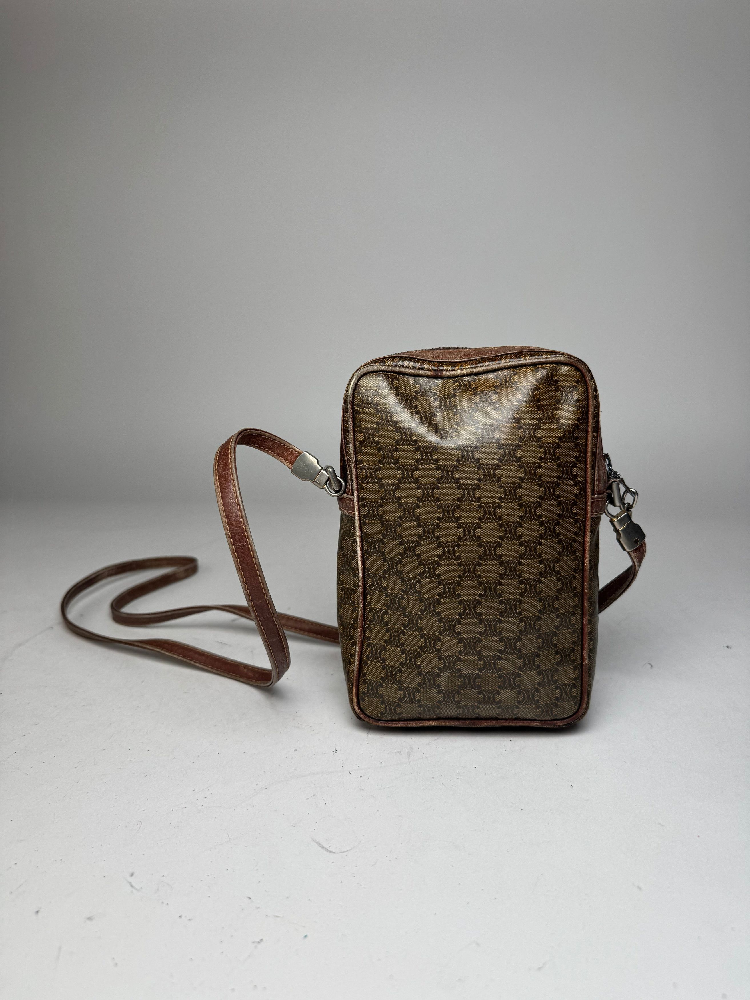 Celine Vintage Paris Patent Leather Monogram Messenger Bag Khaki Br Size ONE SIZE - 2 Thumbnail