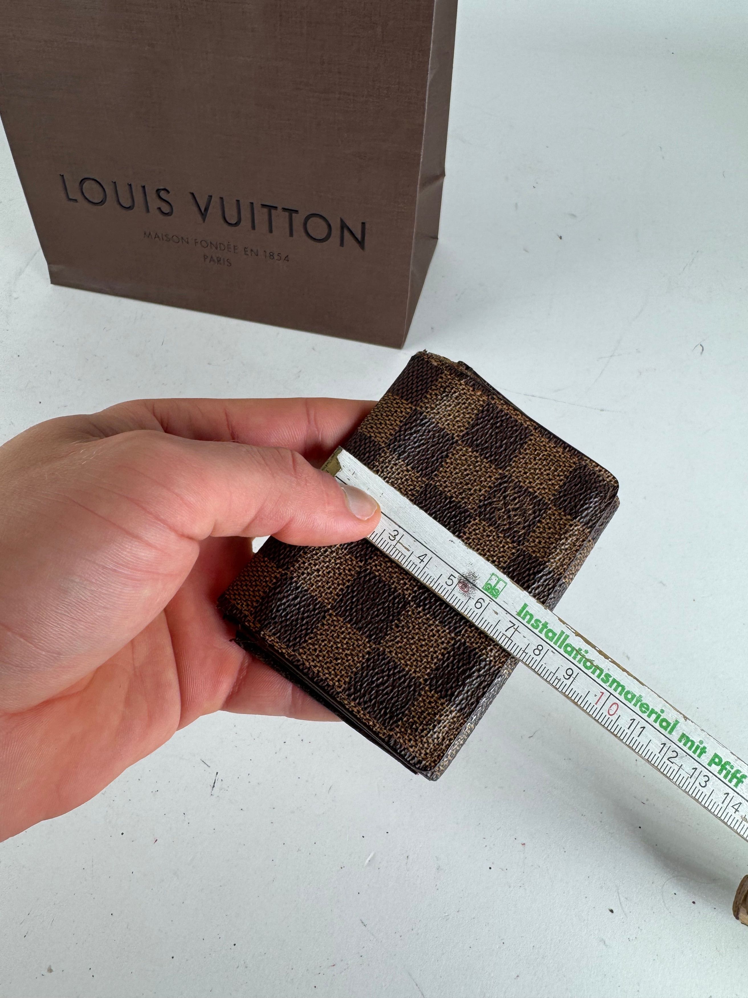 Louis Vuitton Vintage Damier Monogram Leather Card Holder Brown Size ONE SIZE - 10 Thumbnail